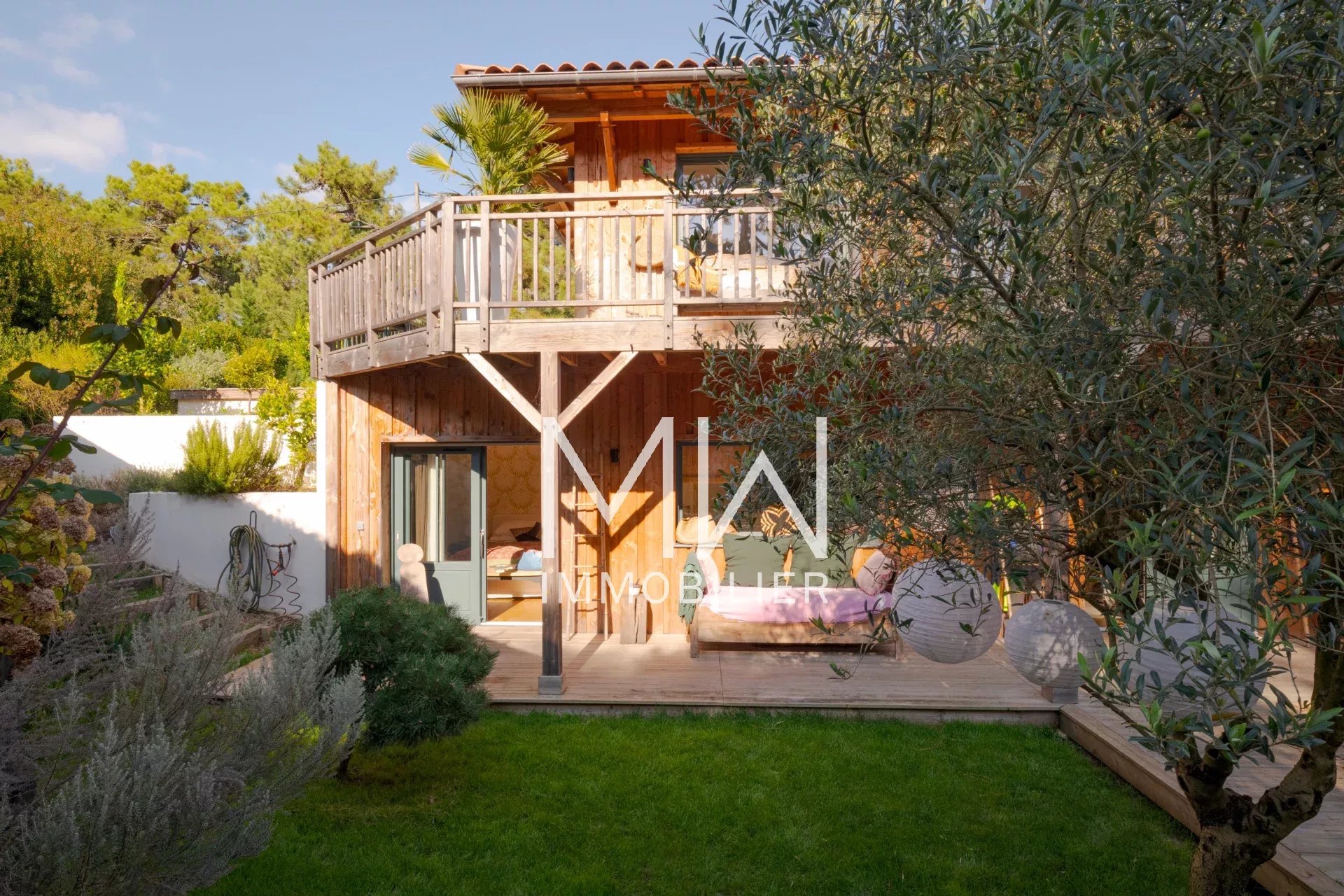 QUIET VILLA WITH POOL – CAP FERRET – SLEEPS 8