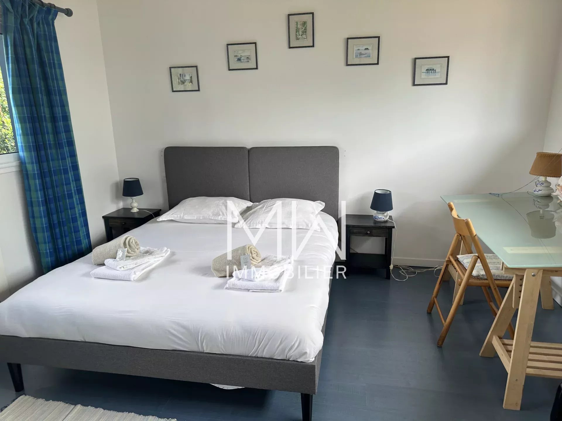 PLEASANT VILLA WITH POOL IN THE HEART OF THE VILLAGE – CAP FERRET – SLEEPS 8