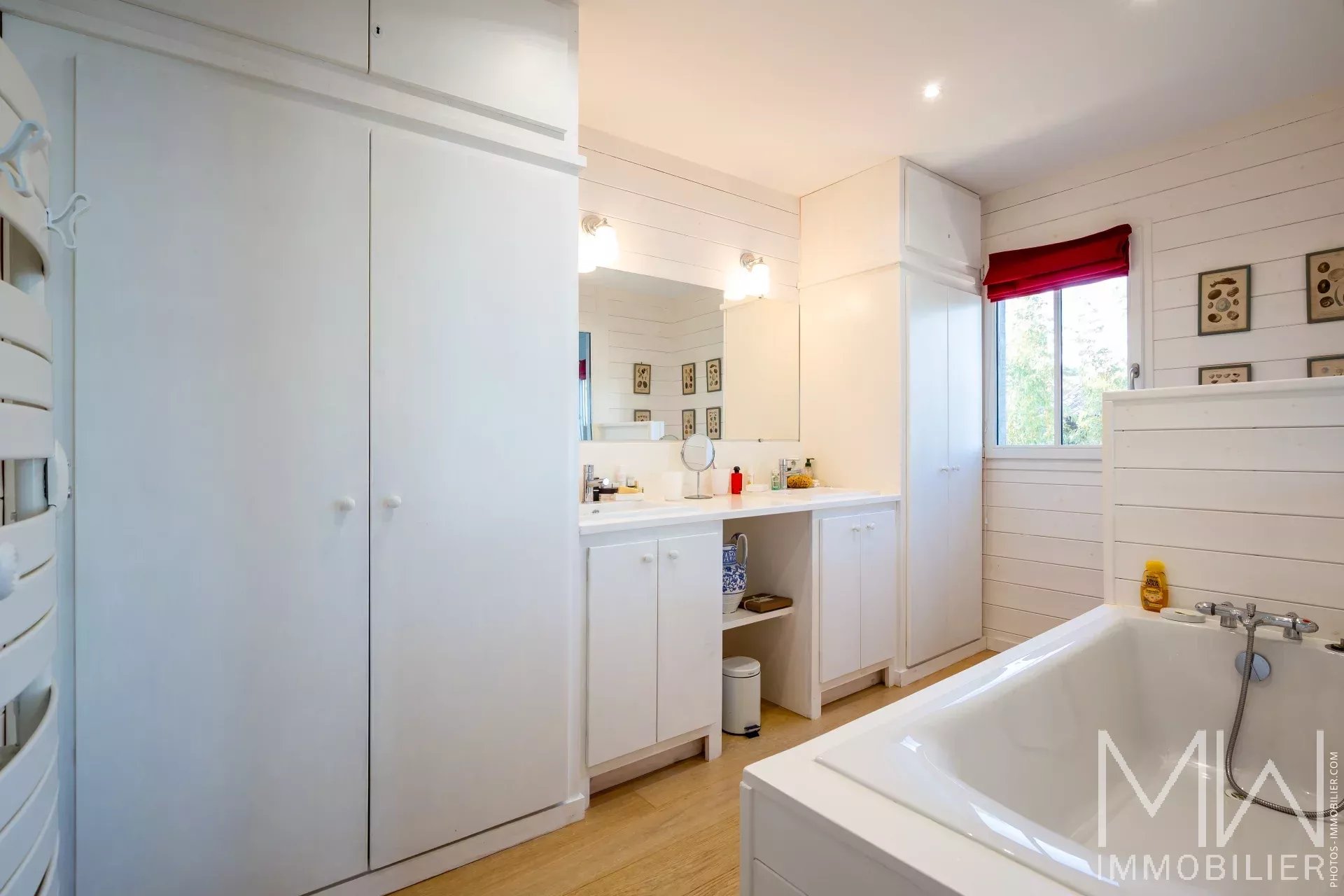 VILLA FOR RENT IN THE FIRST LINE OF ARCACHON BAY – SLEEPS 10