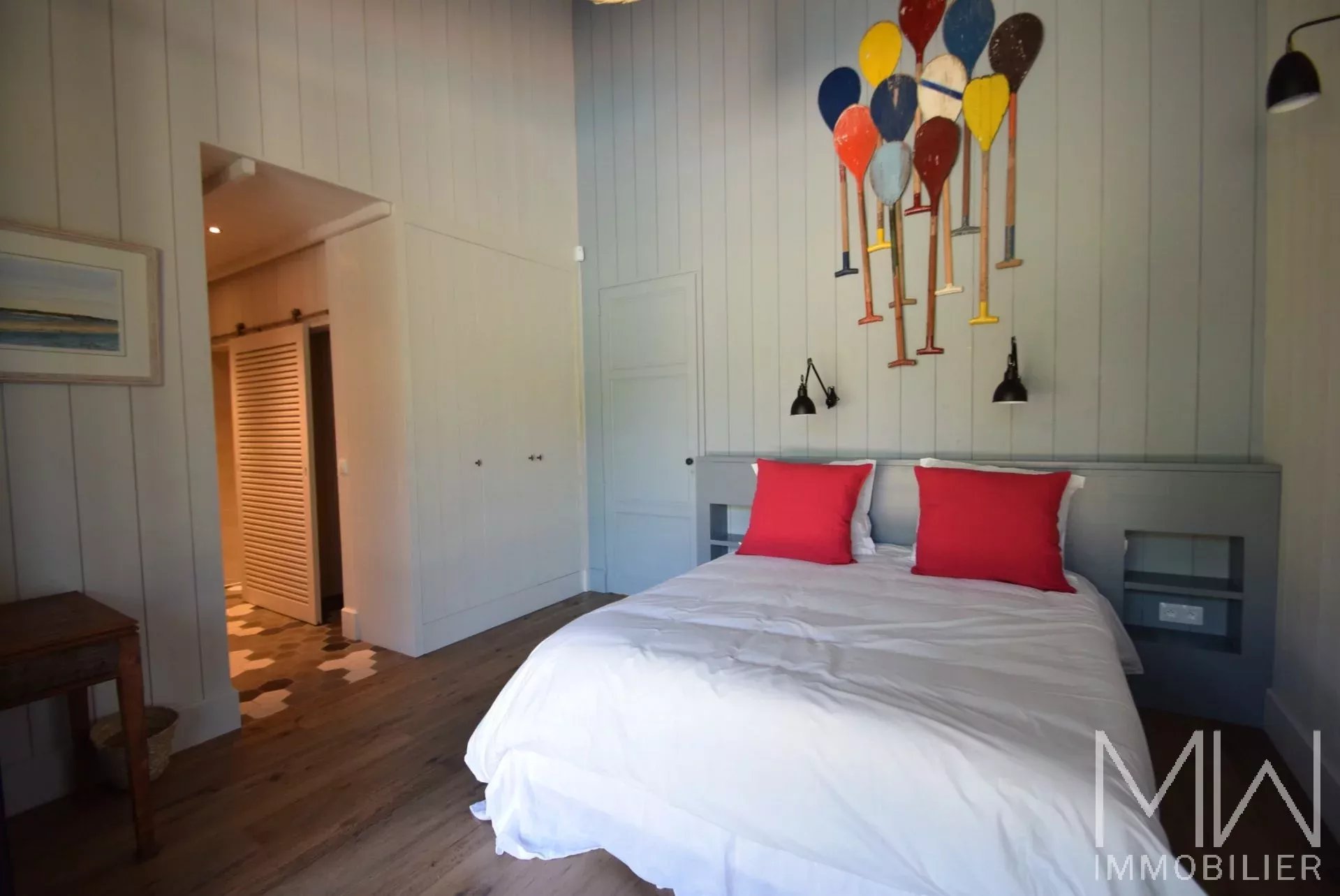 LUXURY VILLA WITH POOL – SLEEPS 10