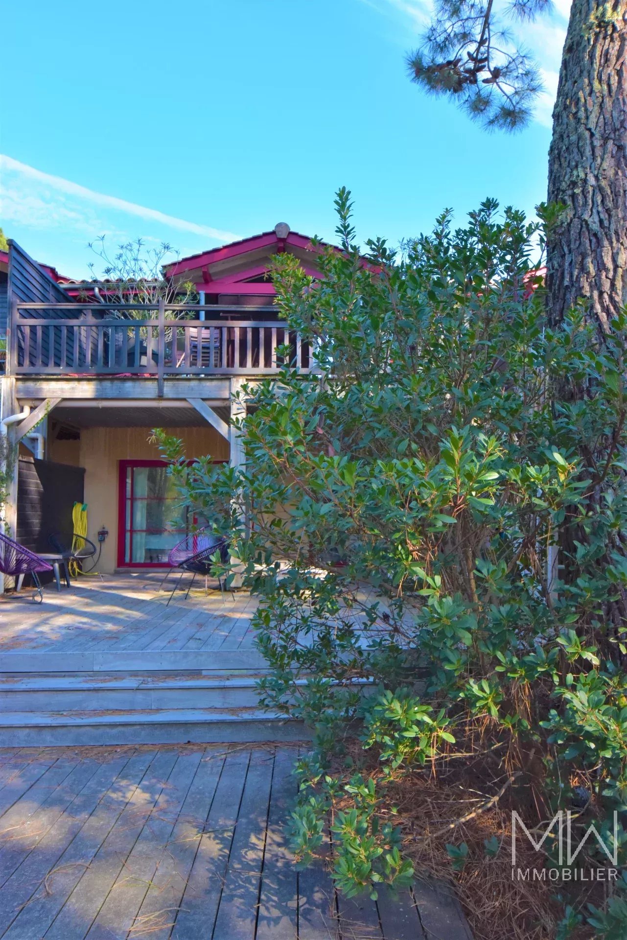 LOVELY HOUSE -CAP FERRET-