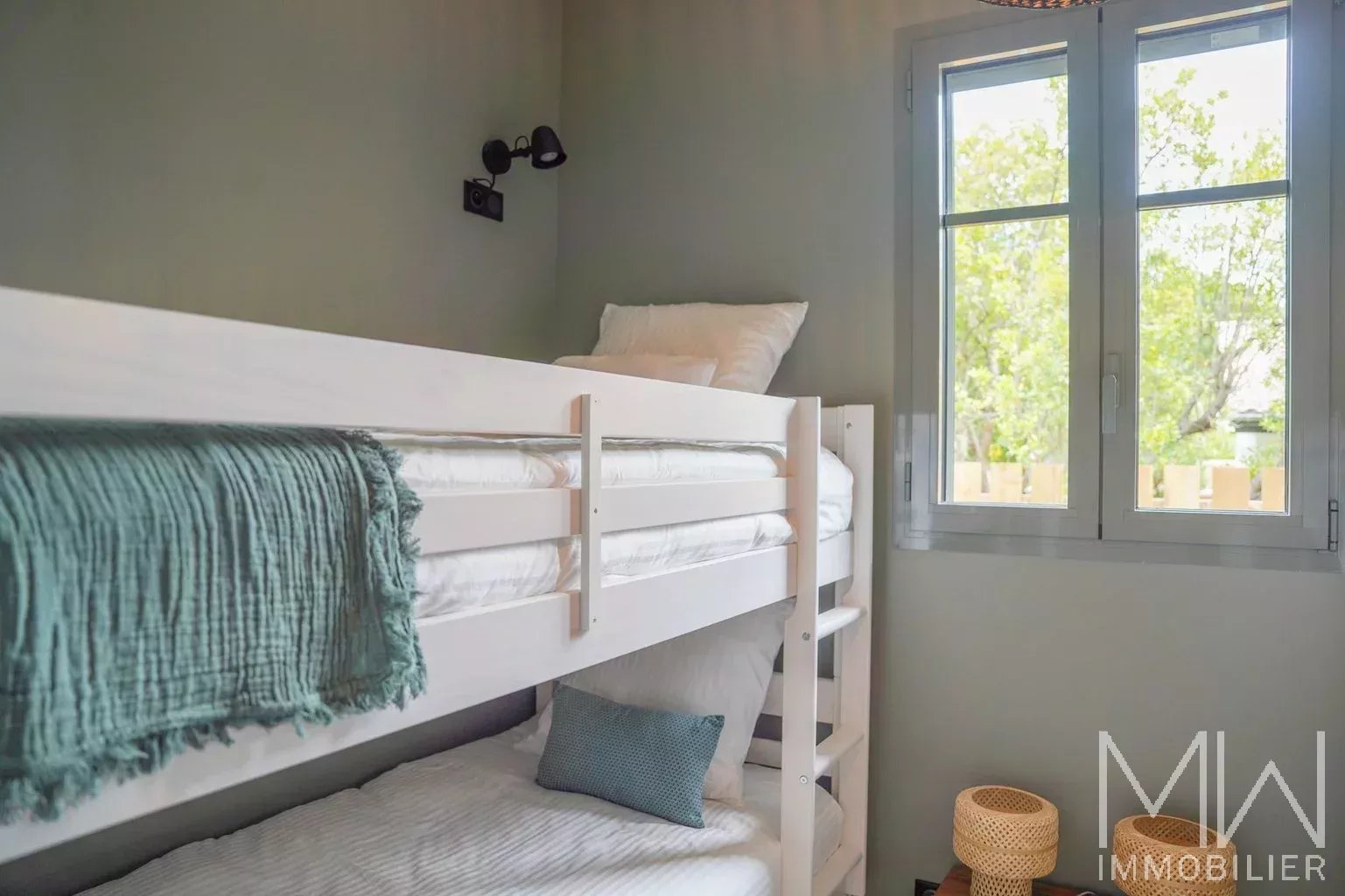 BEAUTIFUL HOUSE WITH POOL – PETIT PIQUEY – SLEEPS 12