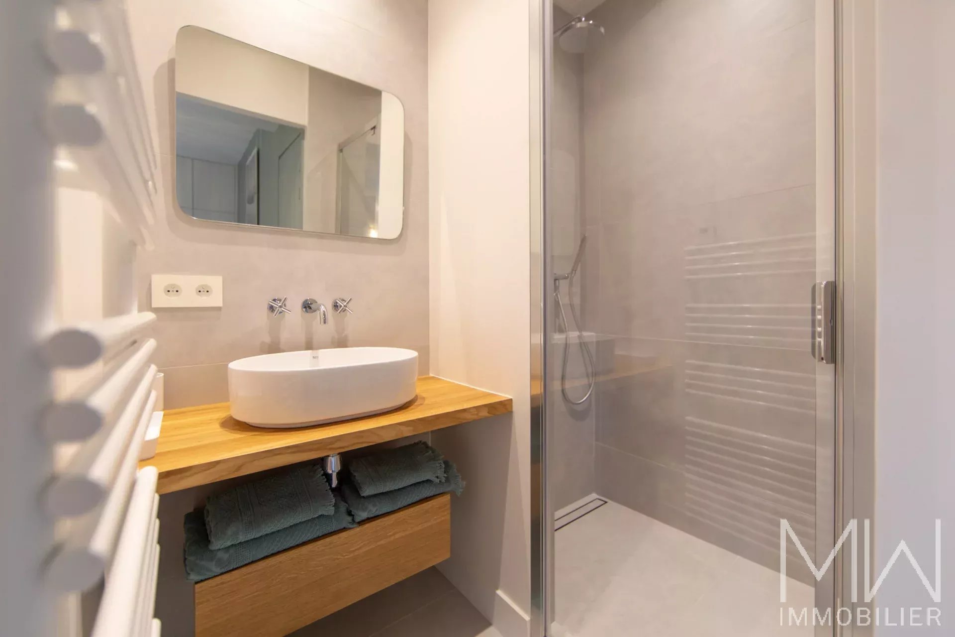 VILLA WITH POOL IN THE HEART OF CAP FERRET – SLEEPS 10