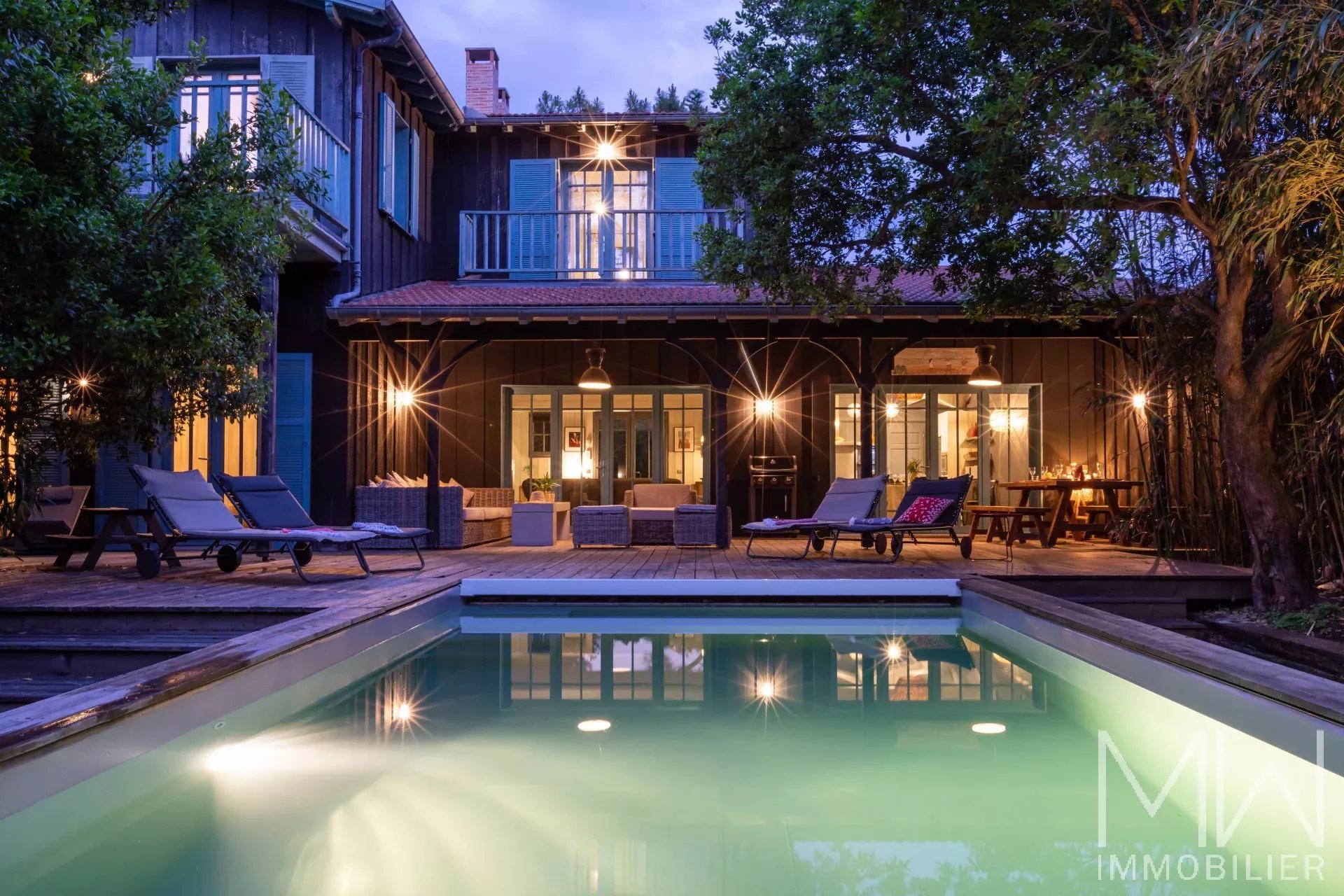 PRESTIGE SEASONAL RENTAL WITH SWIMMING POOL – CAP FERRET – SLEEPS 10