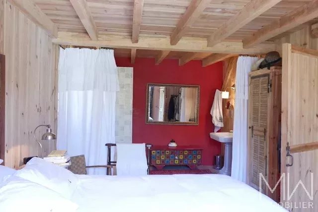 PRETTY WOODEN VILLA ON THE EDGE OF THE 44 HECTARES AREA – CAP FERRET – SLEEPS 10