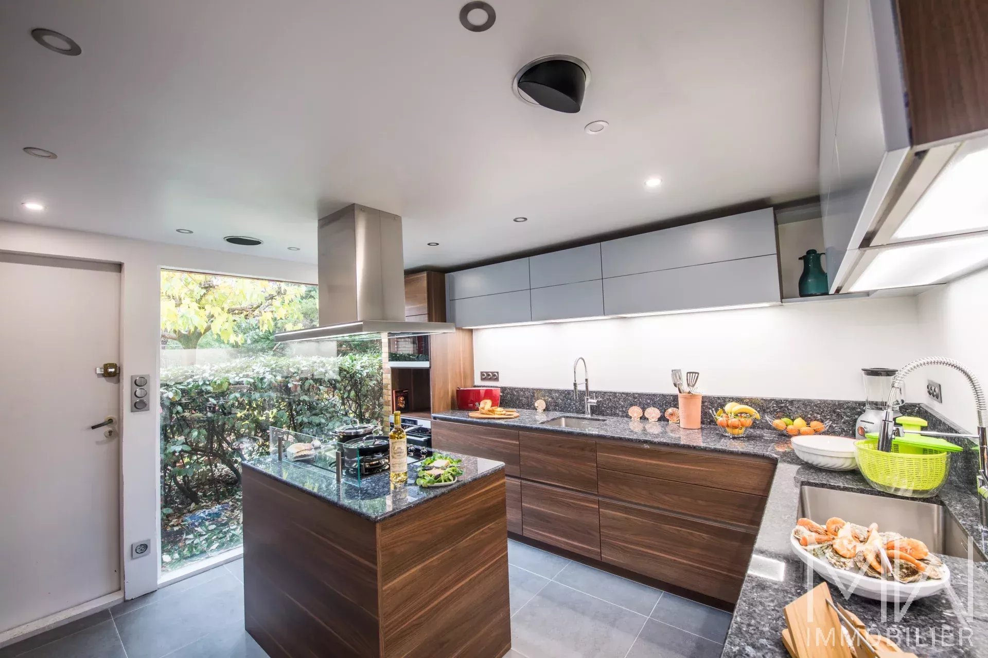 VILLA WITH SPA IN THE CENTER OF CAP FERRET – SLEEPS 9/13