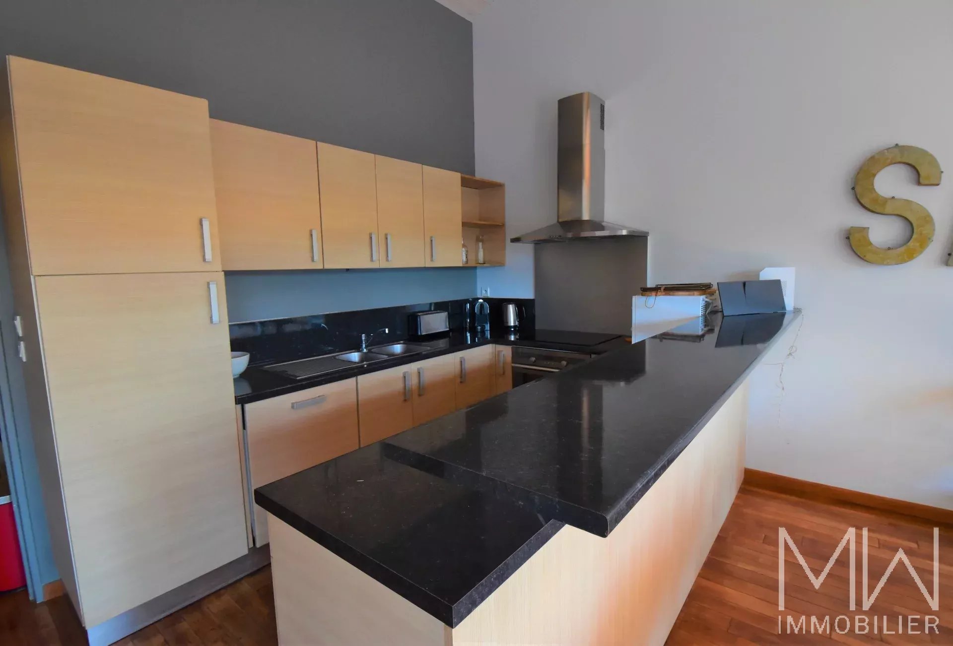 LOVELY HOUSE -CAP FERRET-