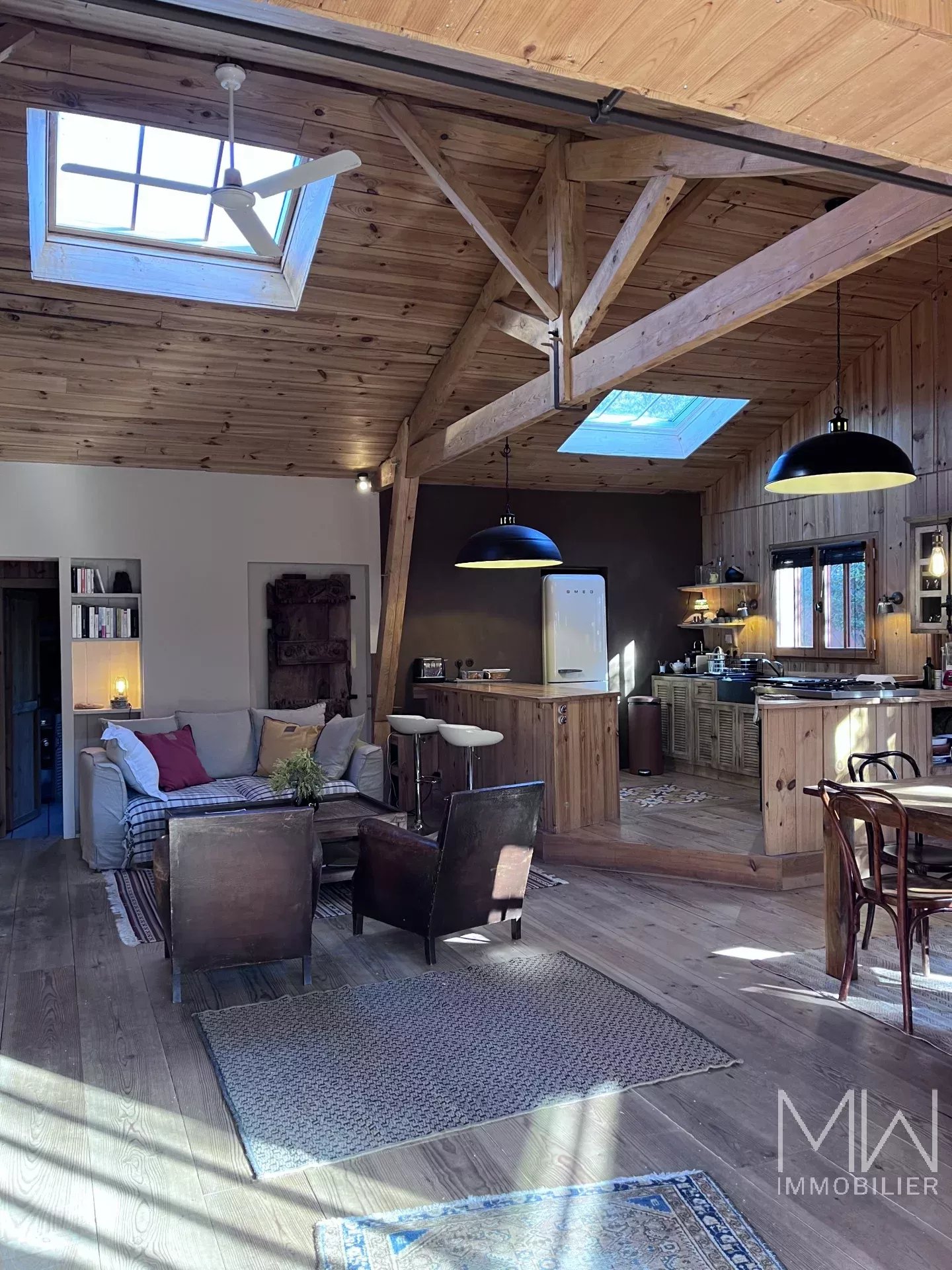 PRETTY WOODEN VILLA ON THE EDGE OF THE 44 HECTARES AREA – CAP FERRET – SLEEPS 10