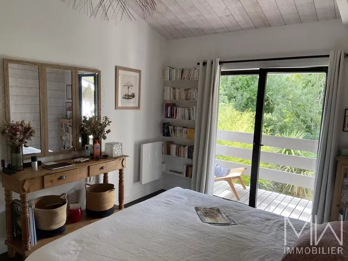 CHARMING, PEACEFUL VILLA – L’HERBE -SLEEPS 8