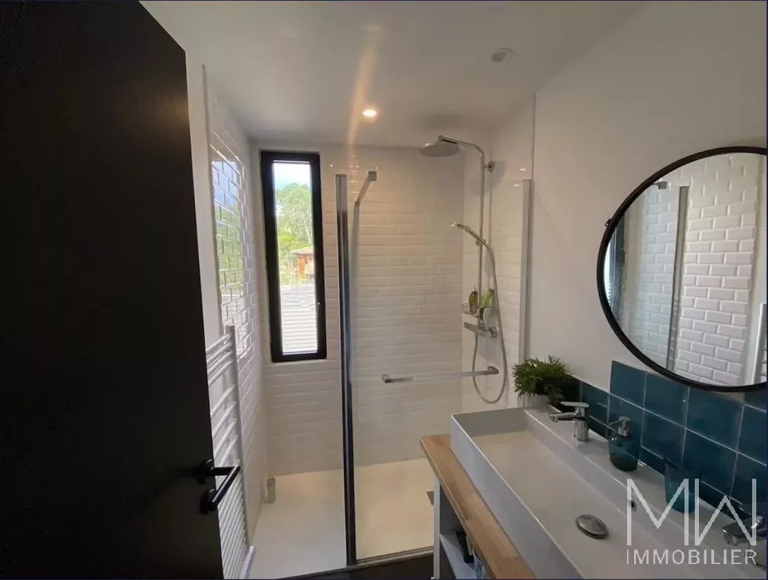 CHARMING, PEACEFUL VILLA – L’HERBE -SLEEPS 8