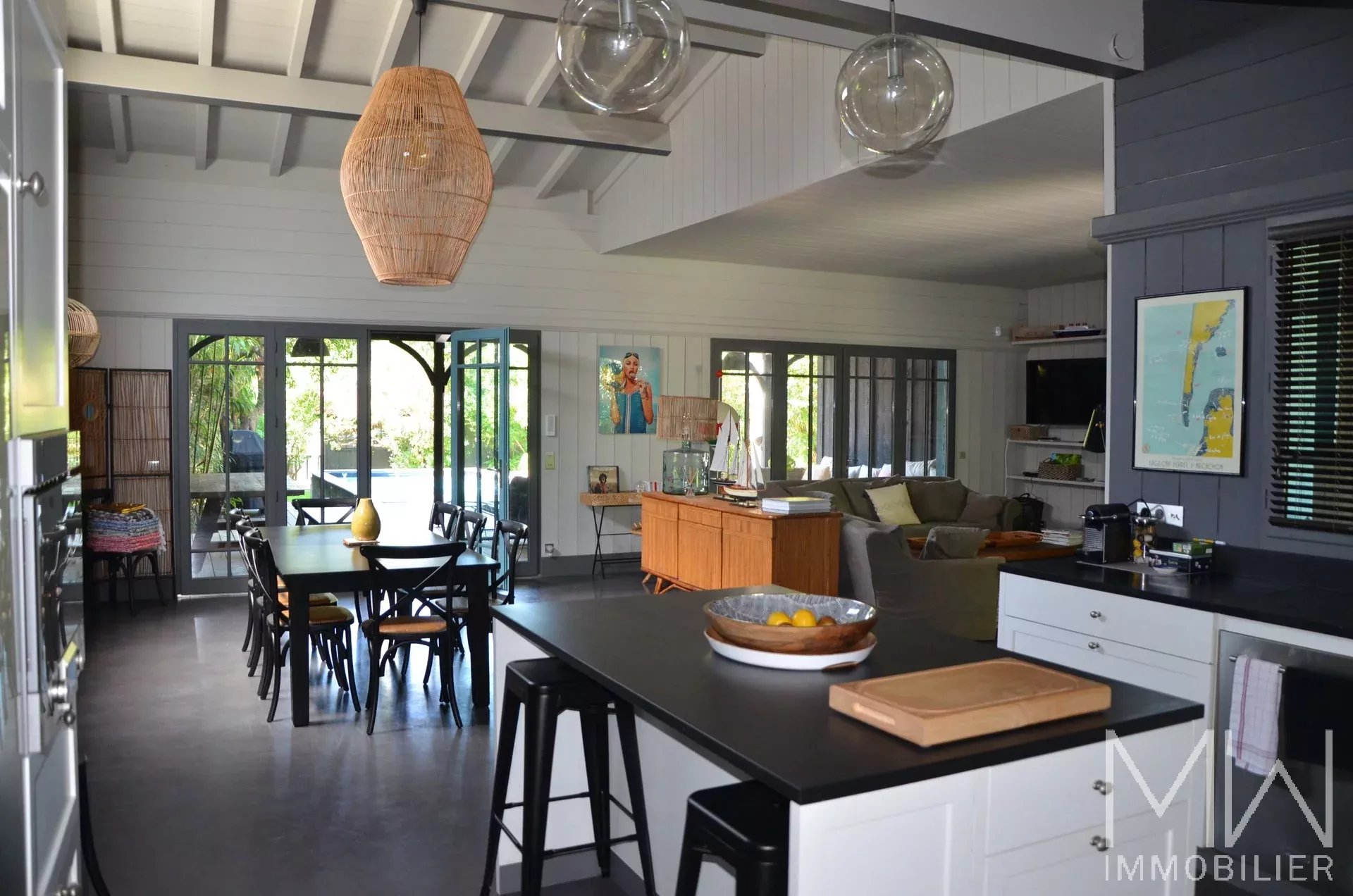 PRESTIGE SEASONAL RENTAL WITH SWIMMING POOL – CAP FERRET – SLEEPS 10