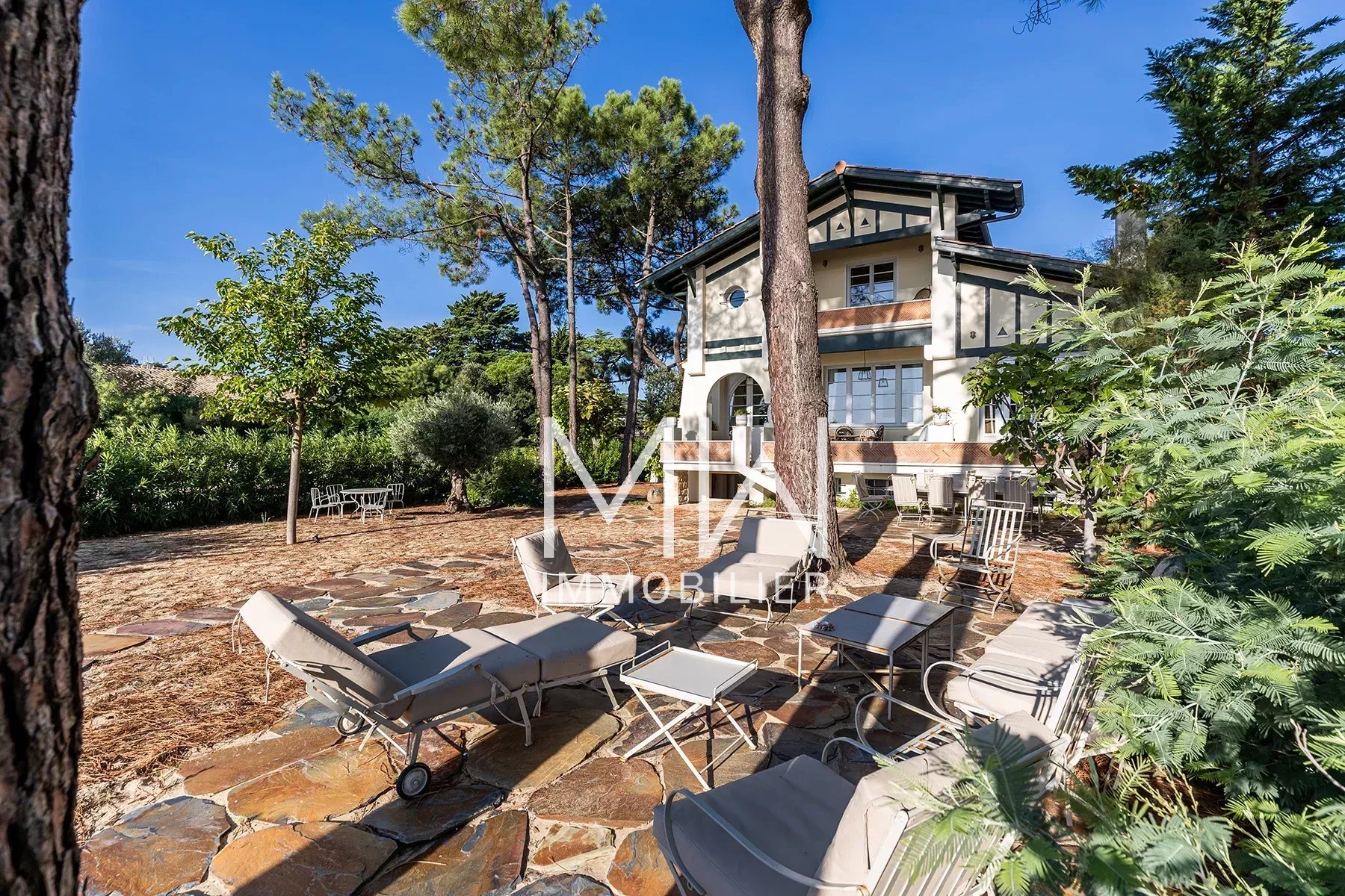 THE DREAM HOUSE – CAP FERRET – SLEPPS 11