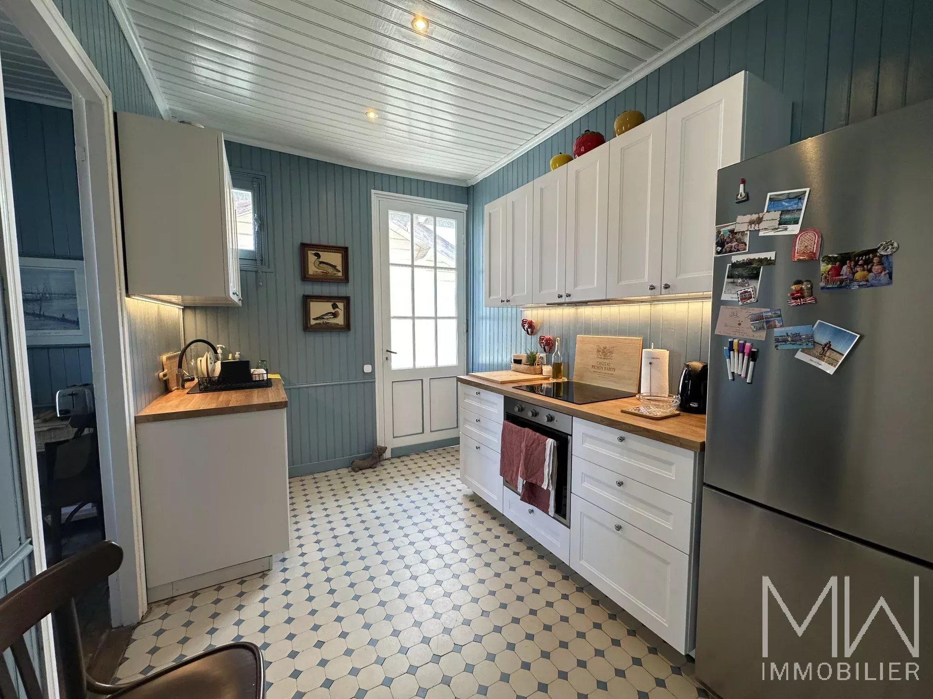 CHARMING VILLA ON 1ST LINE – CAP FERRET – SLEEPS 8