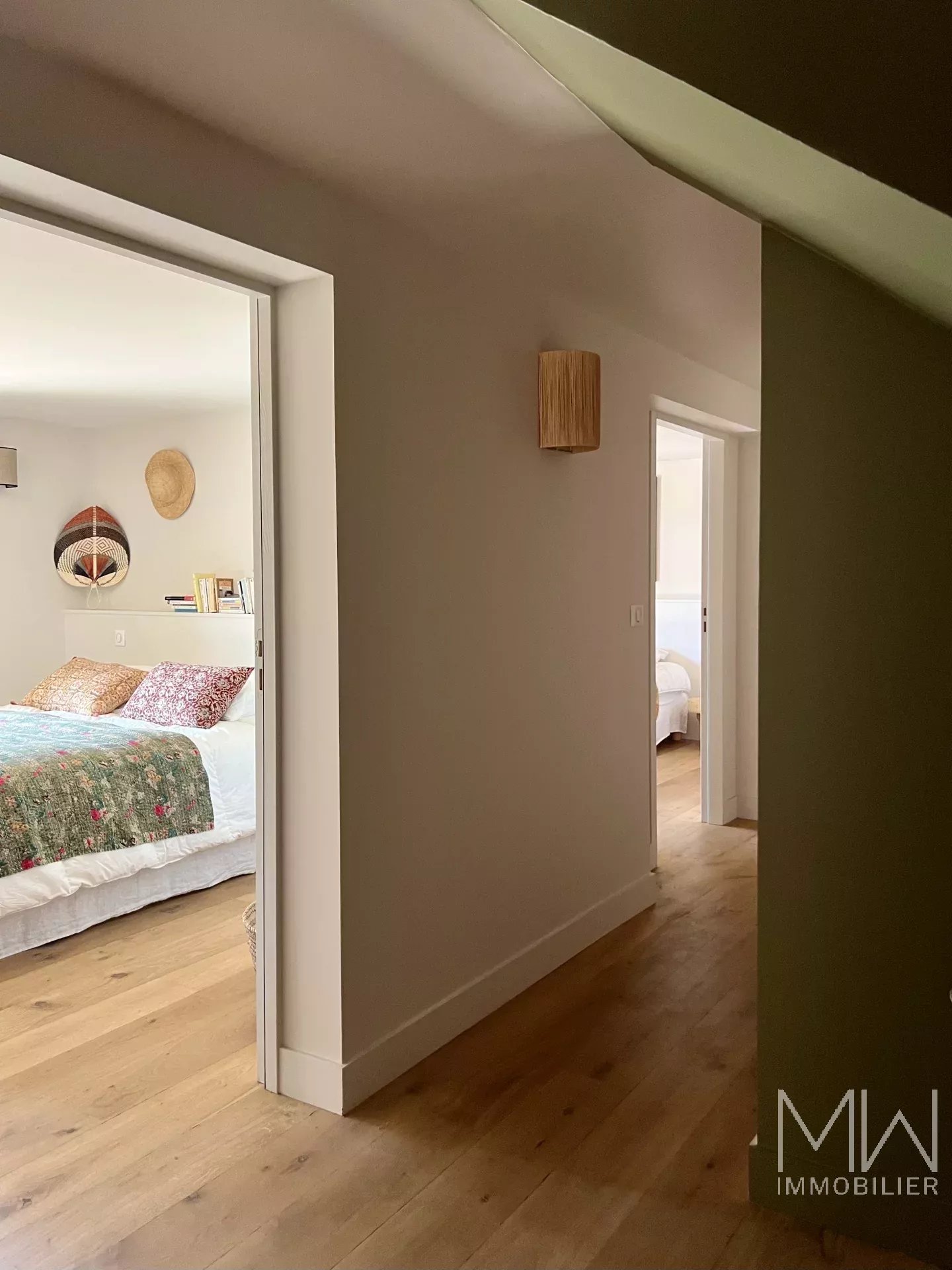 BEAUTIFUL WOODEN VILLA IN THE HEART OF CAP FERRET – SLEEPS 14