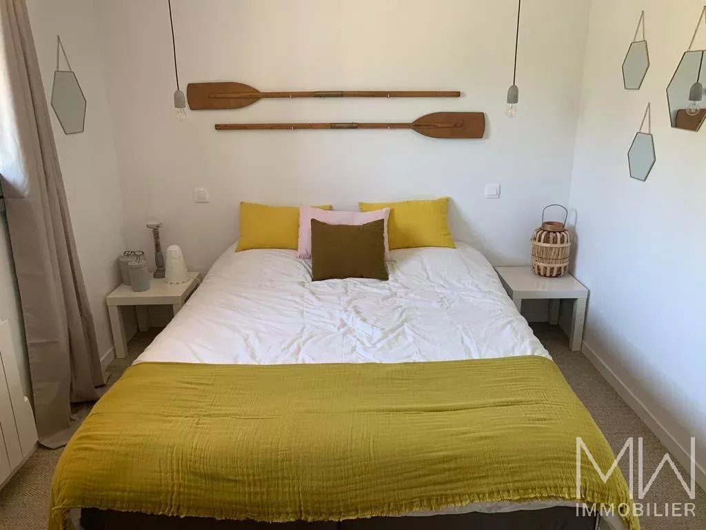 HOLIDAY RENTAL – CAP FERRET CENTER – SLEEPS 10