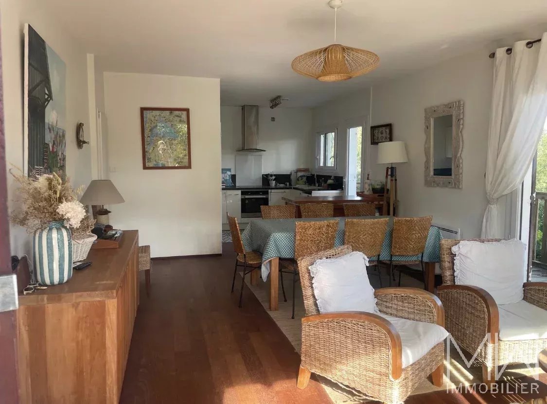 VILLA AU CALME – PIRAILLAN – 10 COUCHAGES