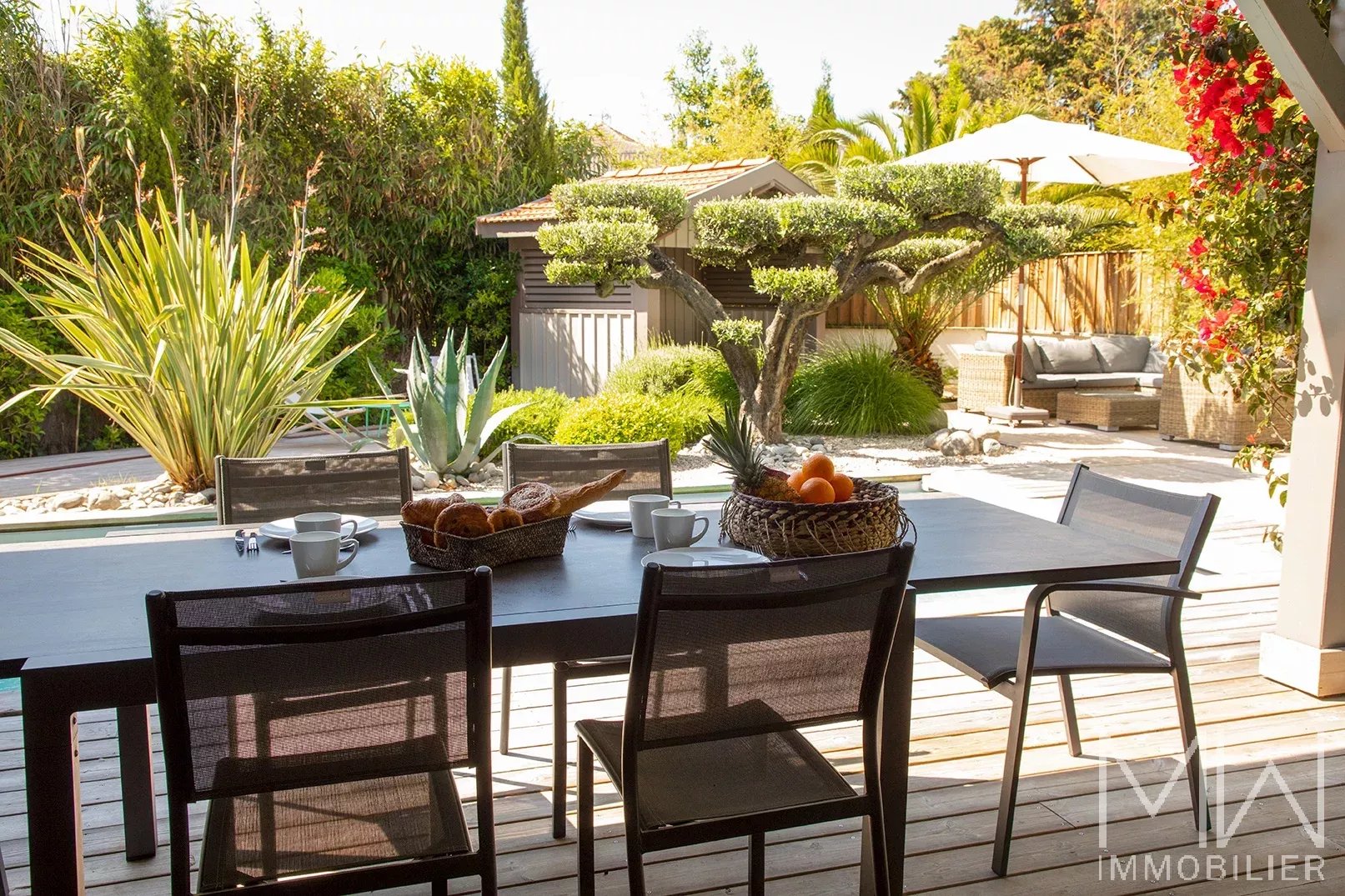 LUXURY VILLA IN THE CENTER OF CAP FERRET – SLEEPS 10