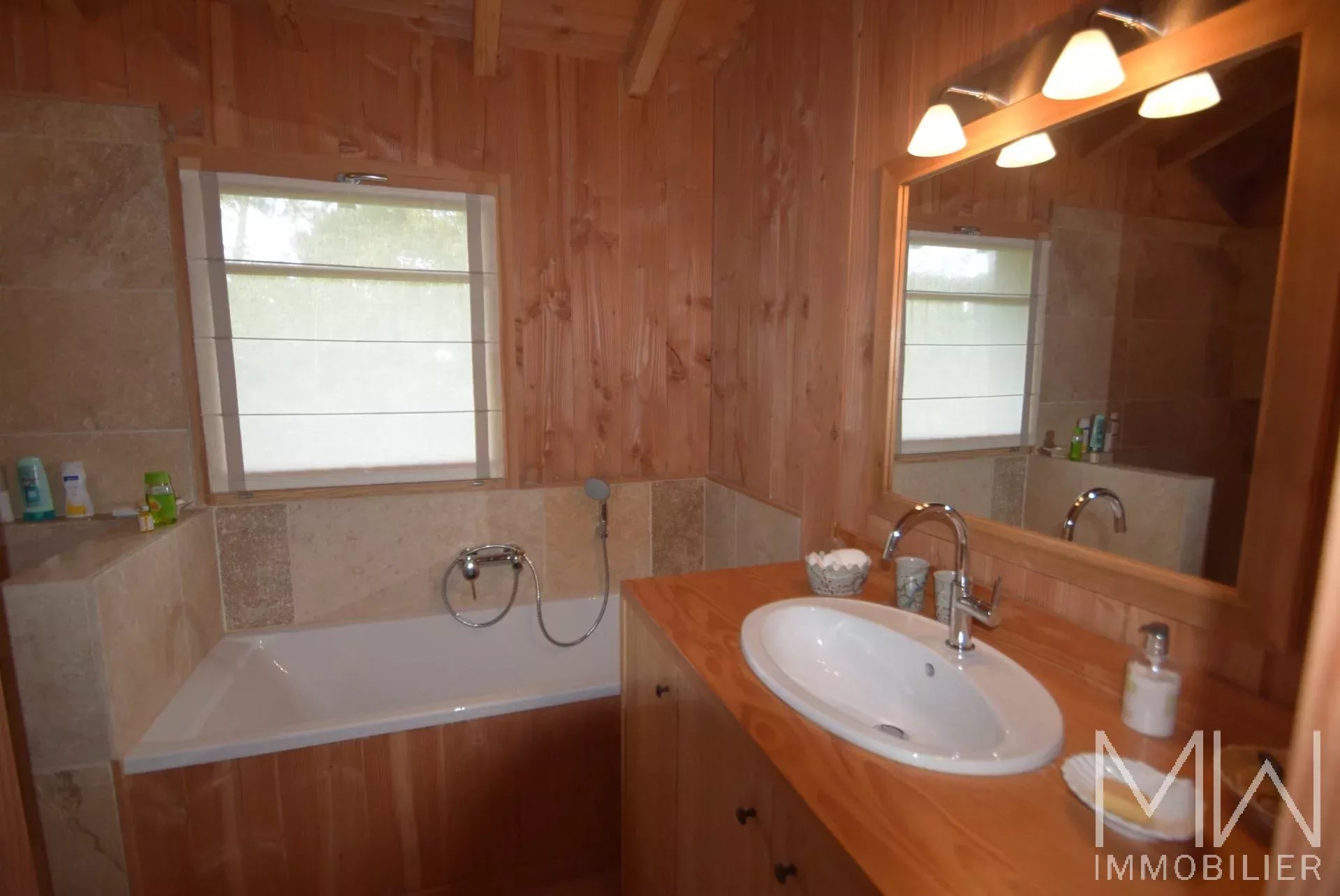 LUXURY VILLA FRONT BEACH – LA VIGNE – SLEEPS 8