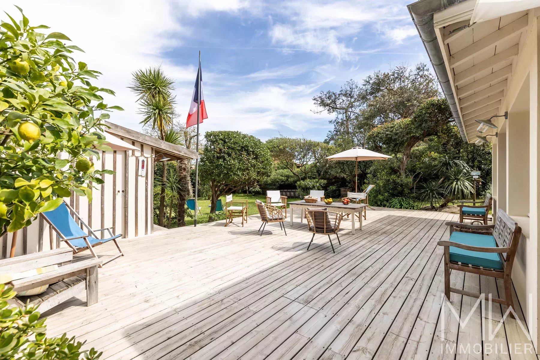 CHARMING VILLA AT THE FOOT OF THE DUNES – SLEEPS 8