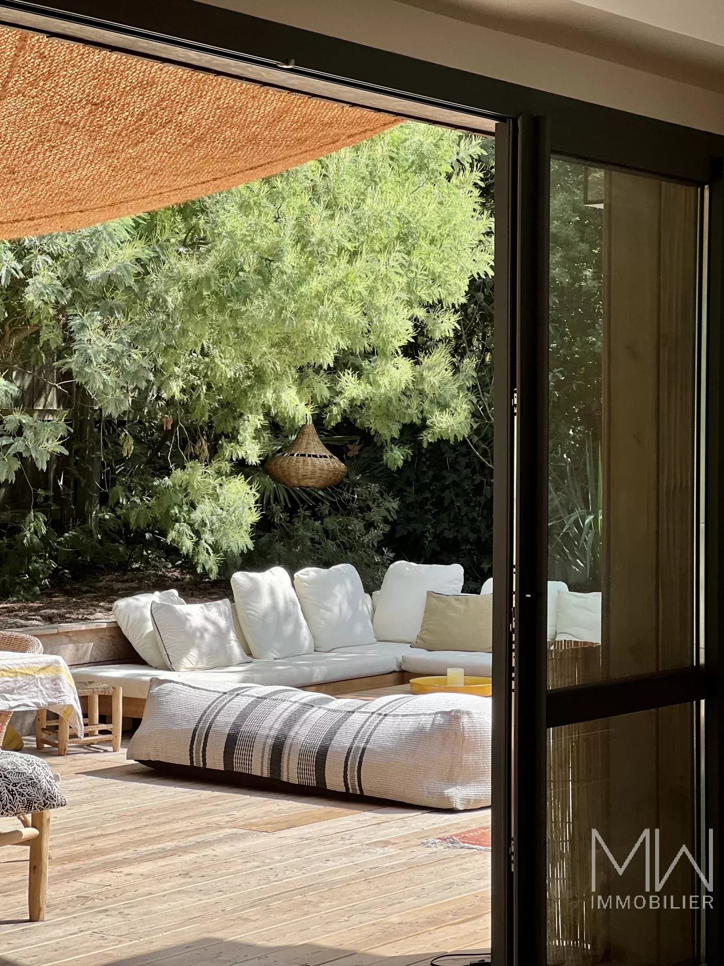 BEAUTIFUL WOODEN VILLA IN THE HEART OF CAP FERRET – SLEEPS 14