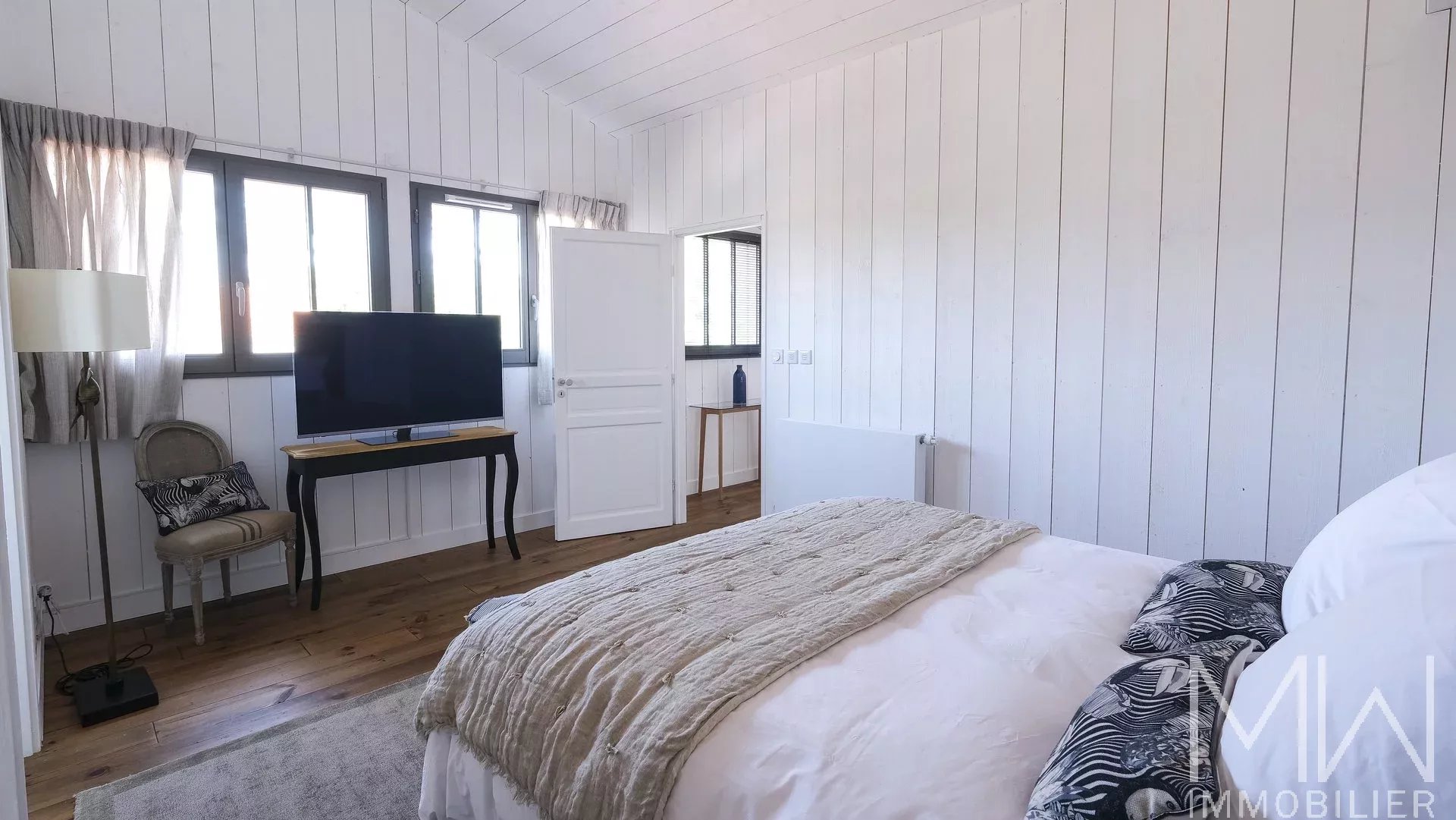 LUXURY VILLA IN THE CENTER OF CAP FERRET – SLEEPS 10