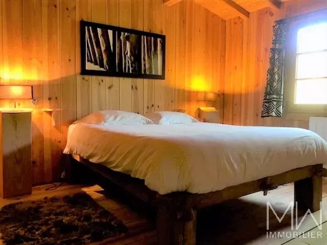 PRETTY WOODEN VILLA ON THE EDGE OF THE 44 HECTARES AREA – CAP FERRET – SLEEPS 10