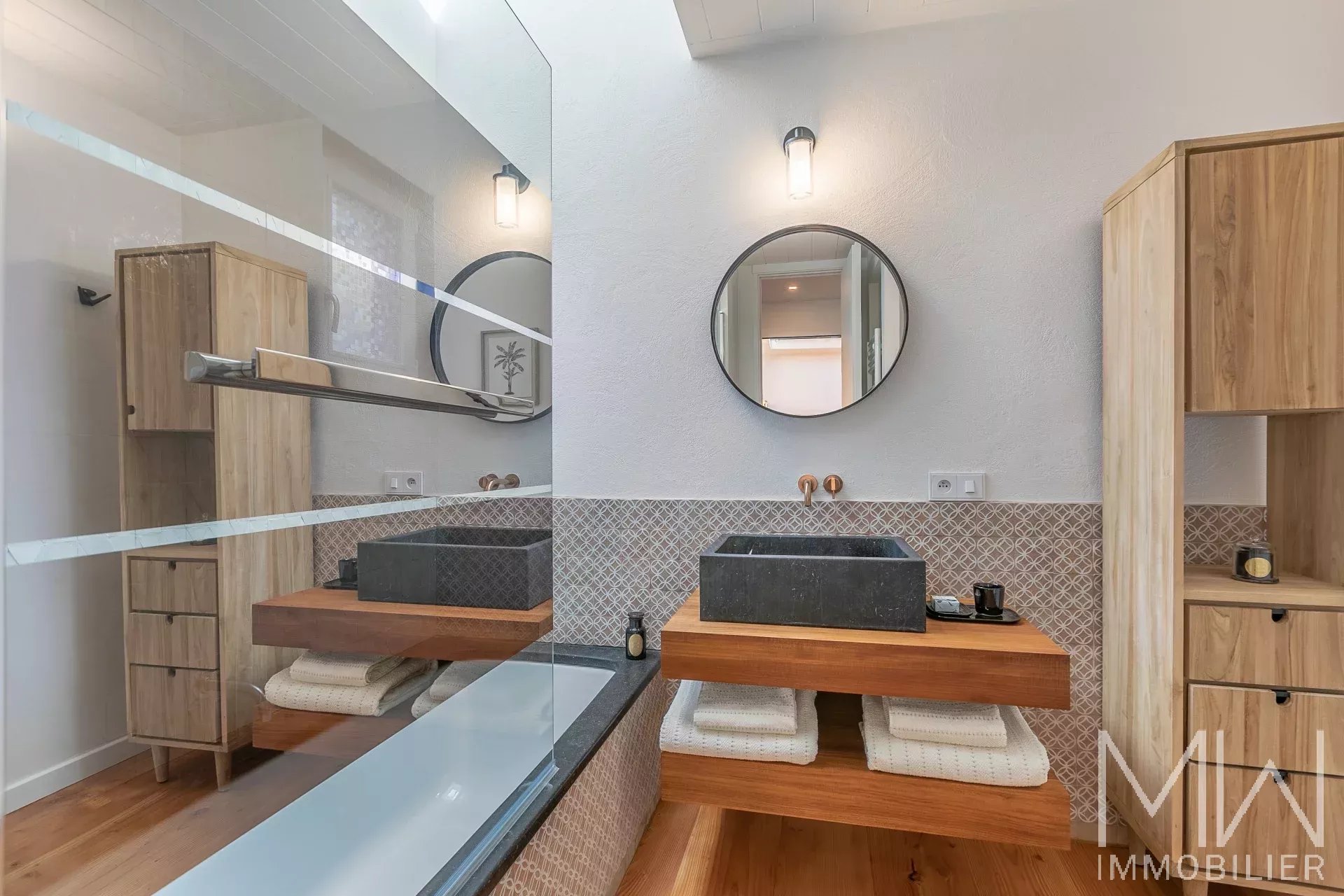 CHARMING VILLA ON THE 1ST LINE – 44HA AREA – CAP FERRET – SLEEPS 8