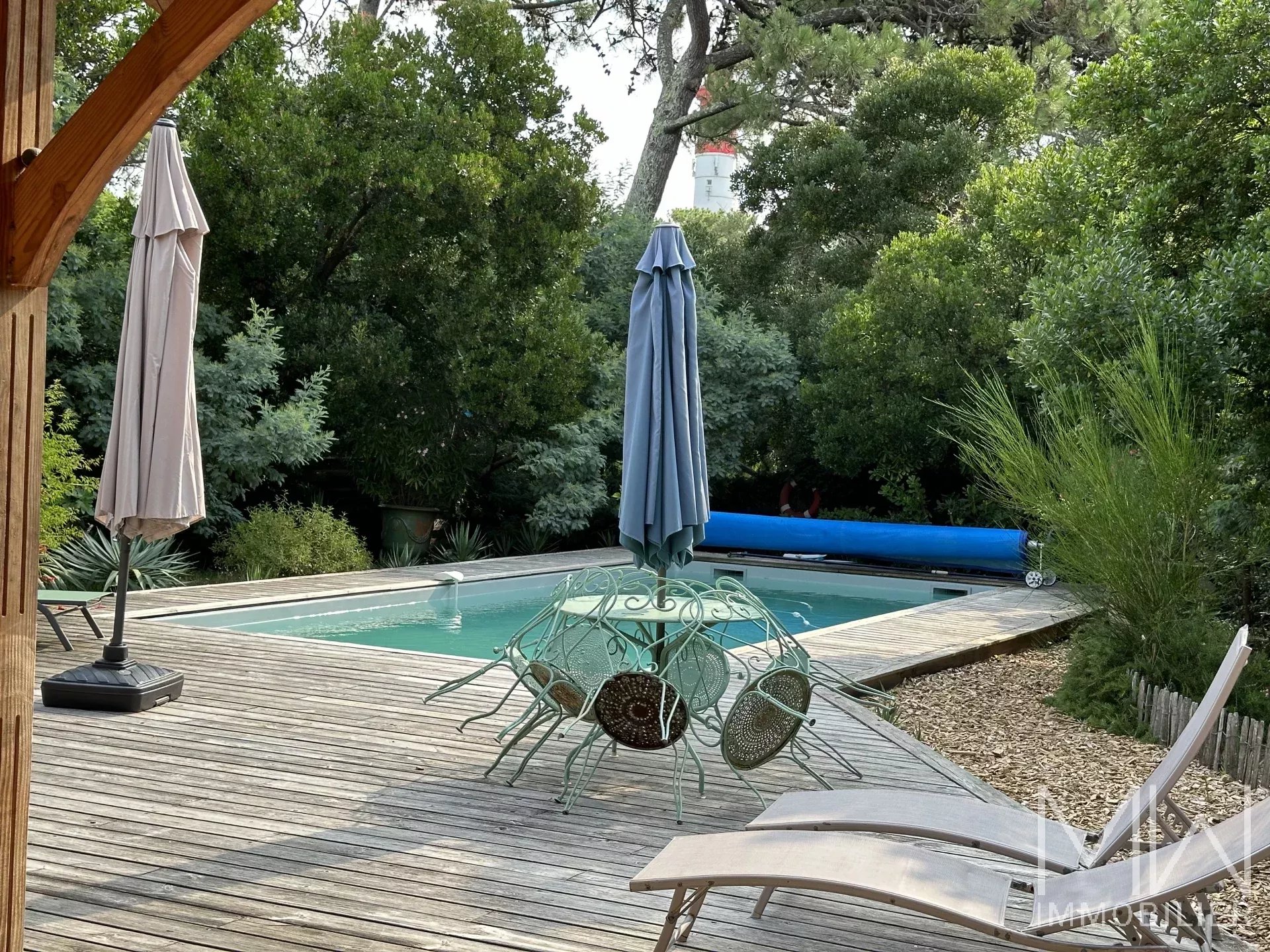WOODEN VILLA WITH POOL – CAP FERRET – SLEEPS 8