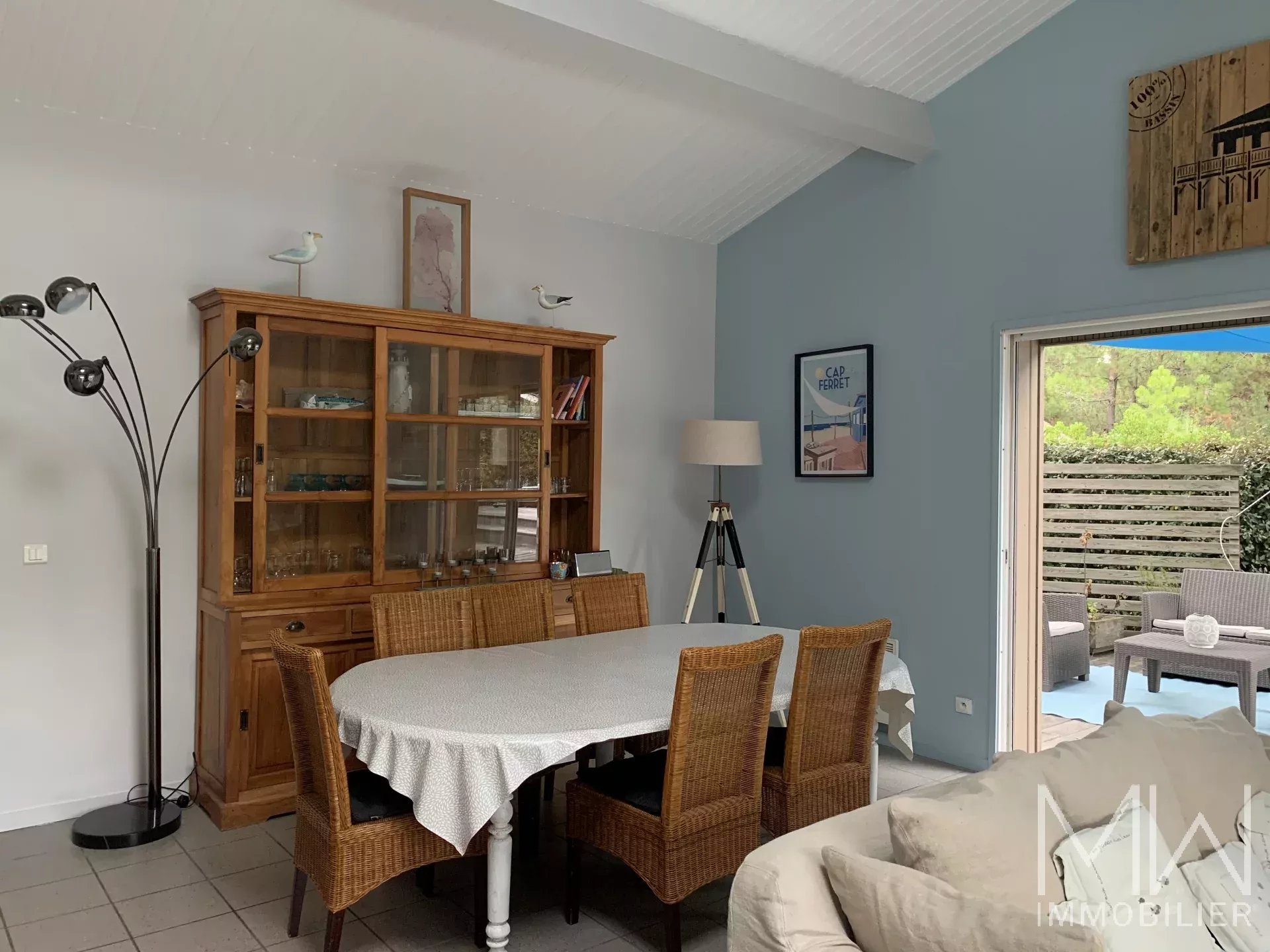 VILLA DE VACANCES AVEC PISCINE – LE CANON  – 8 COUCHAGES