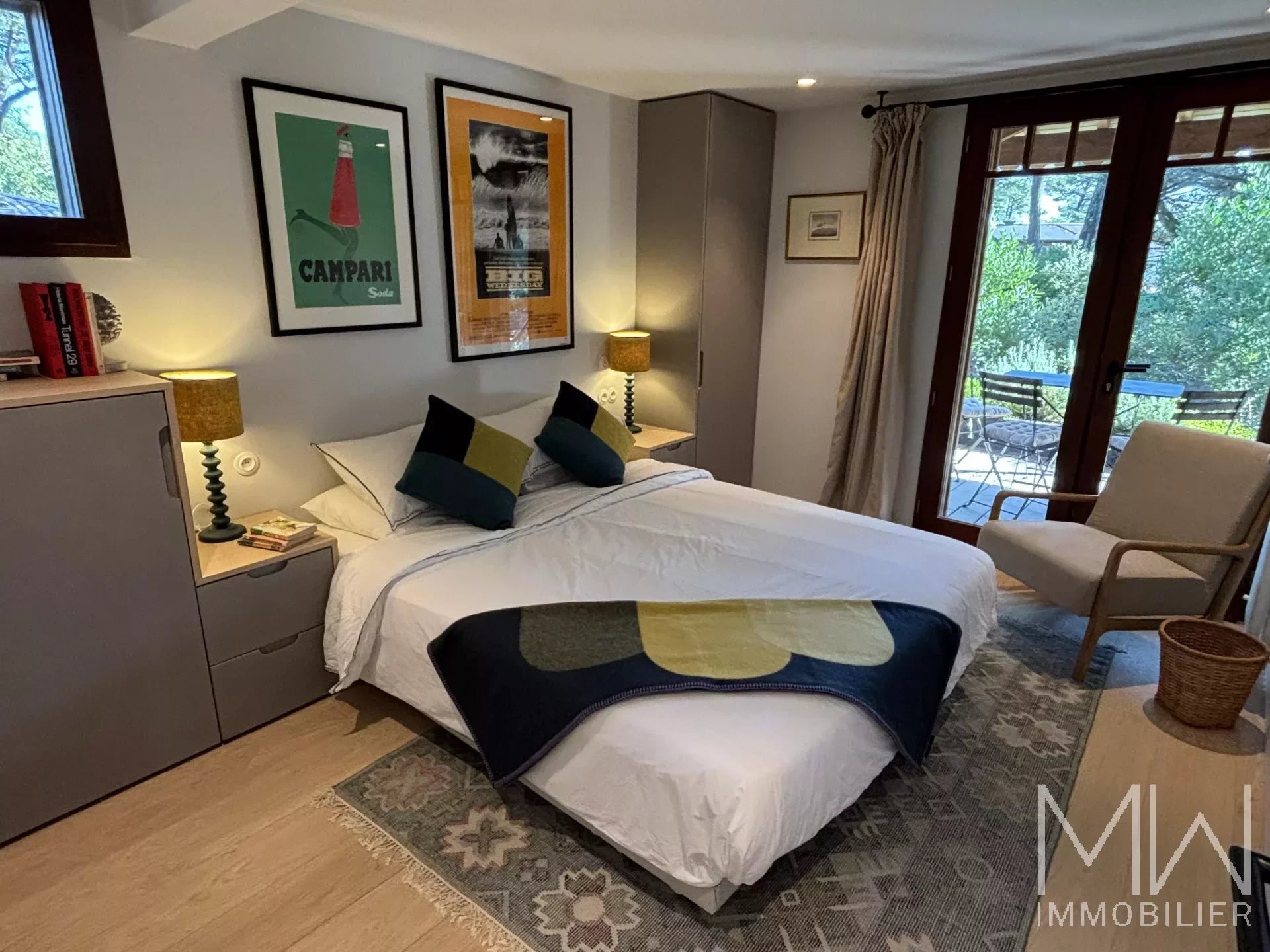 PLEASANT WOODEN VILLA WITH SWIMMING POOL – CAP FERRET – SLEEPS 10