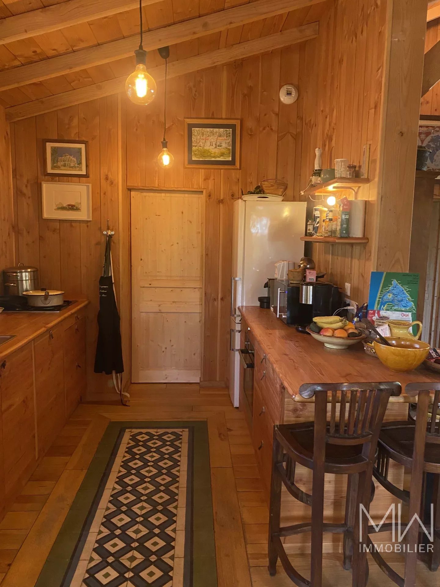 WOODEN VILLA WITH POOL – CAP FERRET – SLEEPS 8