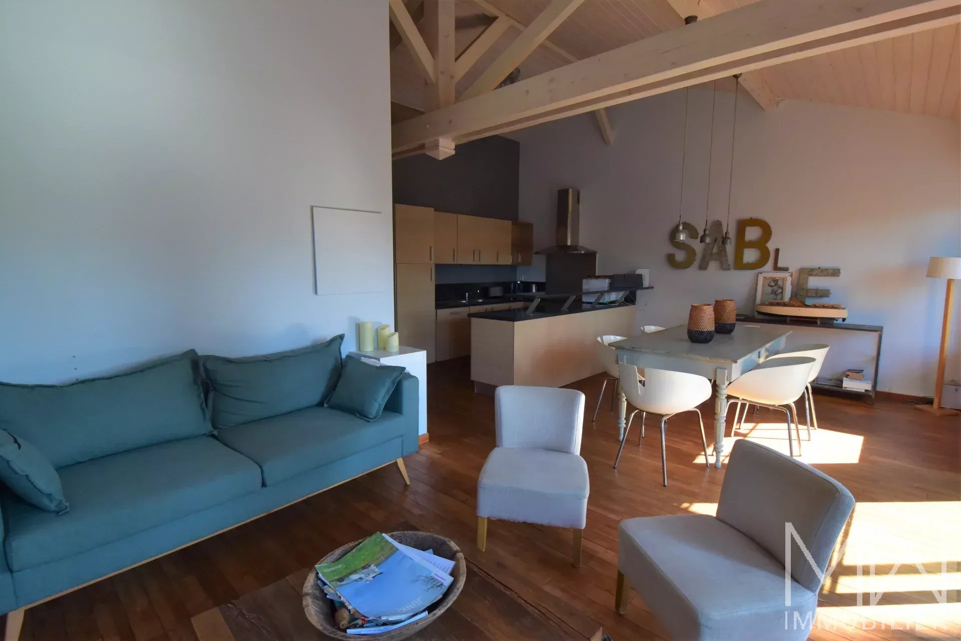 LOVELY HOUSE -CAP FERRET-