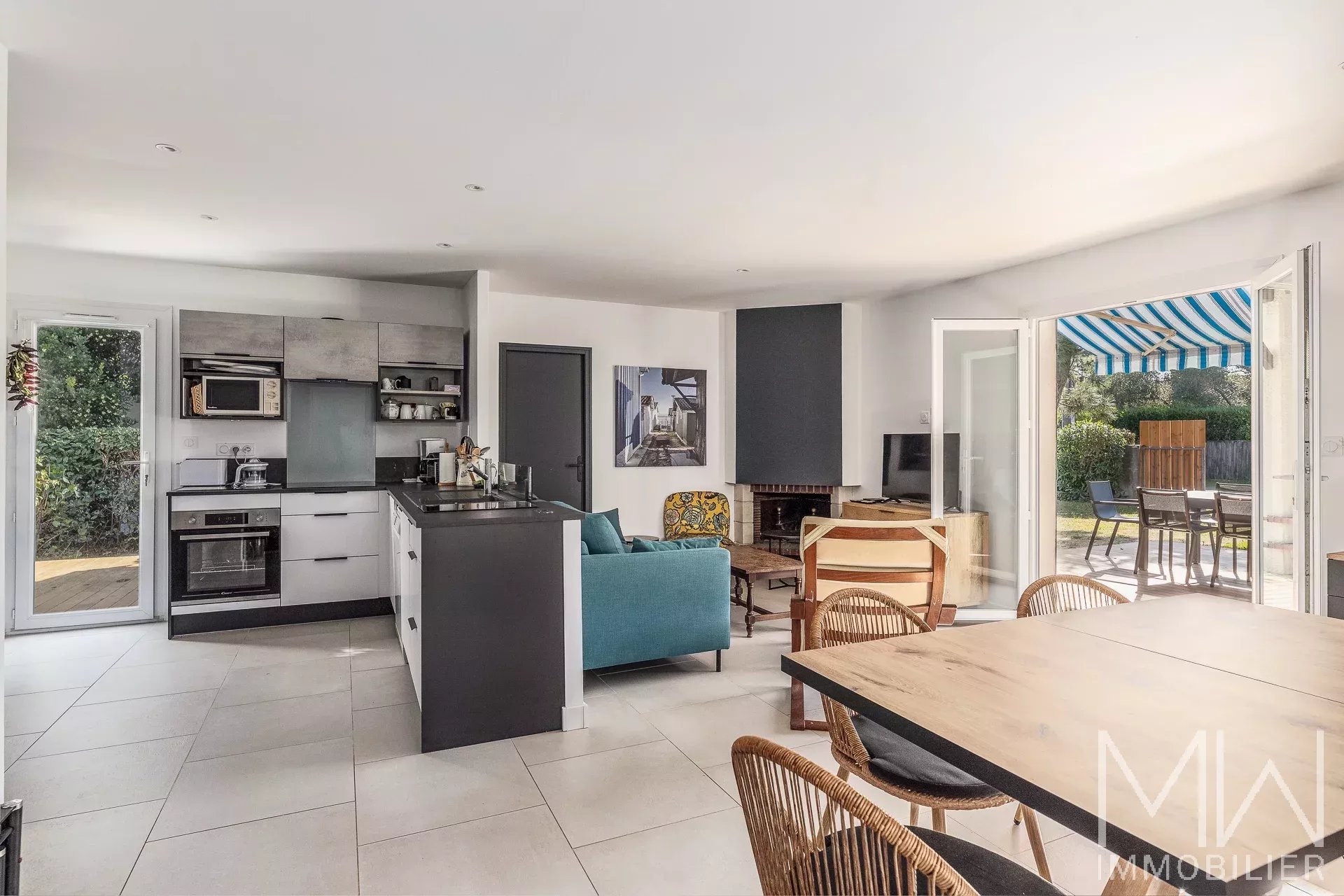 CHARMING VILLA WITH POOL IN THE HEART OF CAP FERRET – SLEEPS 6