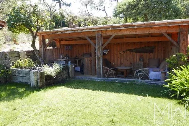 PRETTY WOODEN VILLA ON THE EDGE OF THE 44 HECTARES AREA – CAP FERRET – SLEEPS 10
