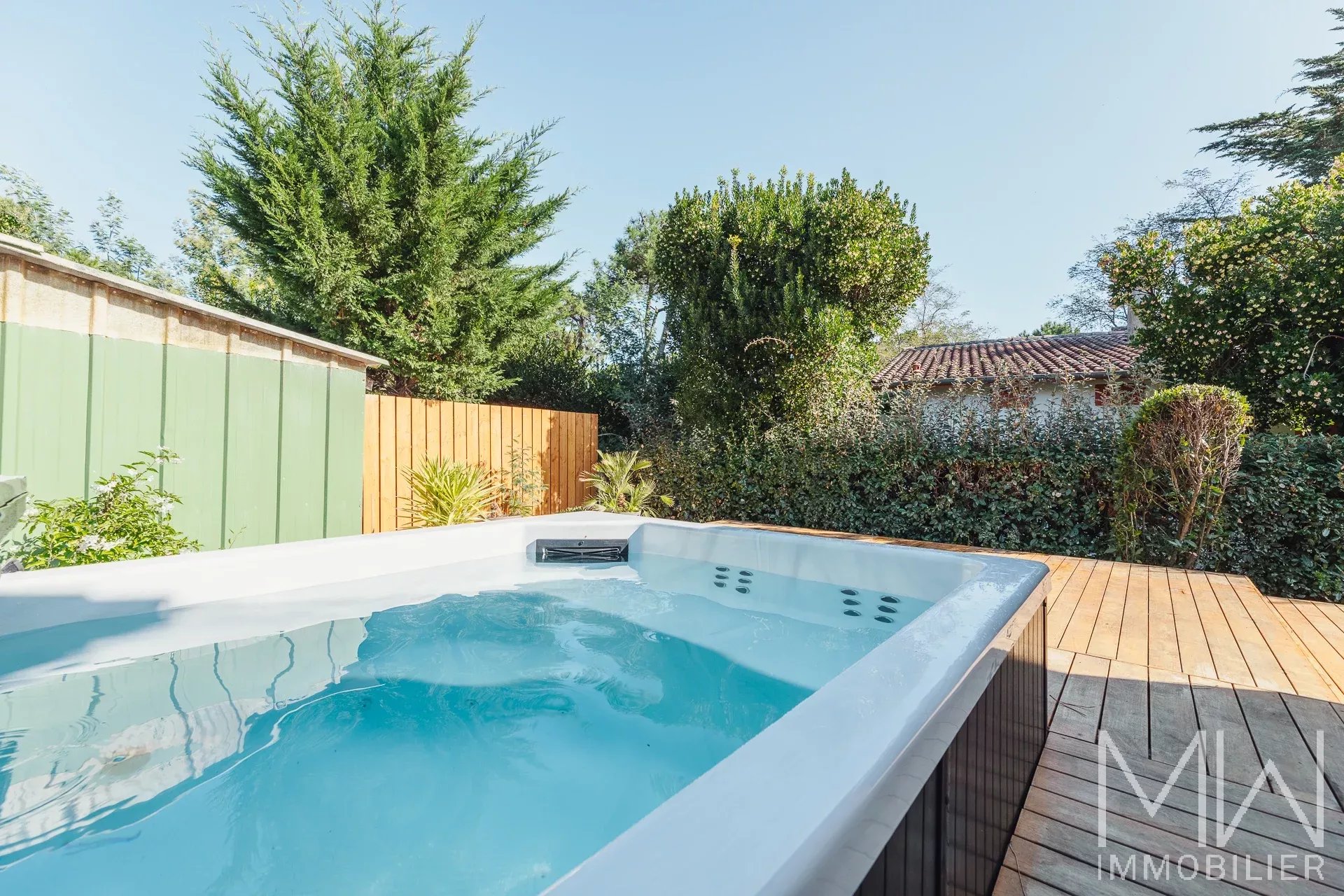 CHARMING VILLA WITH POOL IN THE HEART OF CAP FERRET – SLEEPS 6