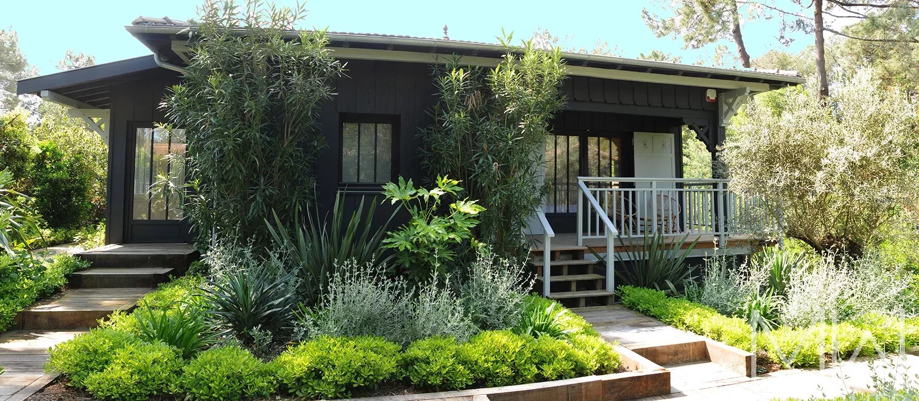 BEAUTIFUL VILLA WOOD AT THE POINTE DU CAP FERRET – SLEEPS 14