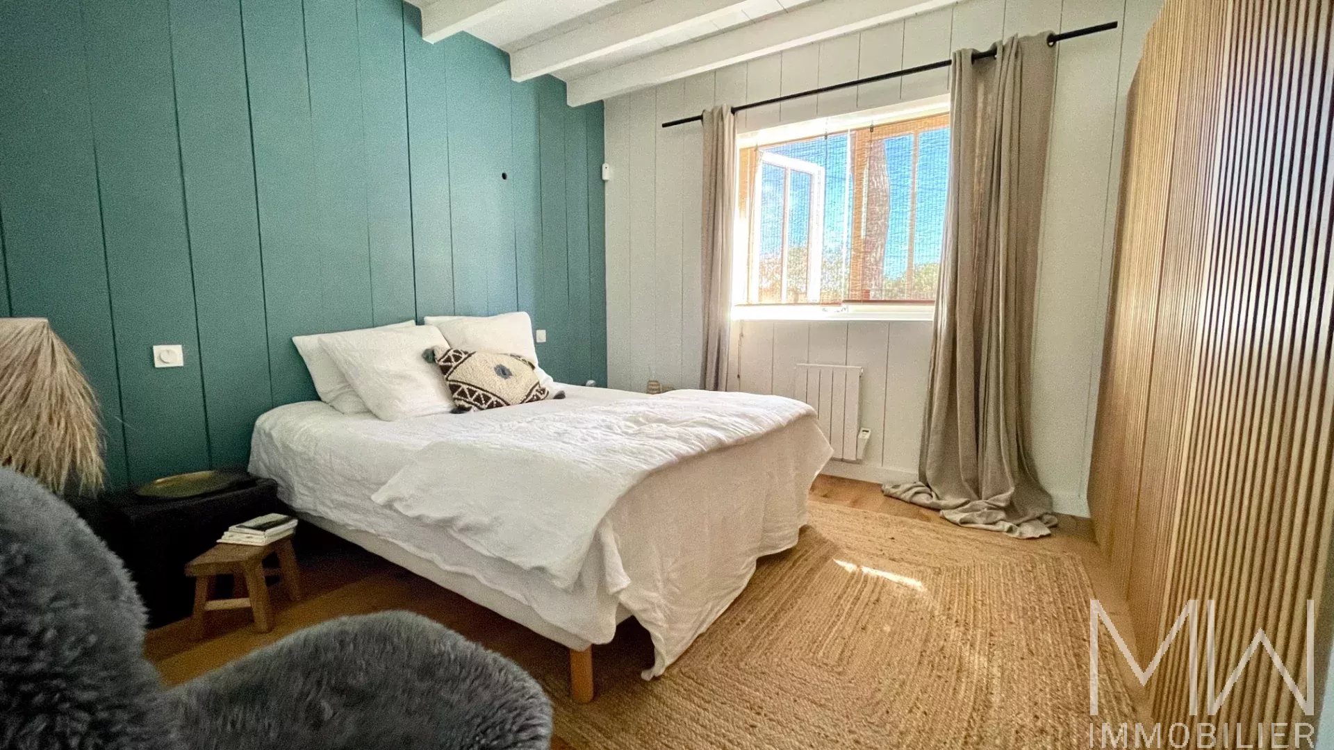 LUXURY VILLA RENTAL IN A PEACEFULL AREA – SLEEPS 10