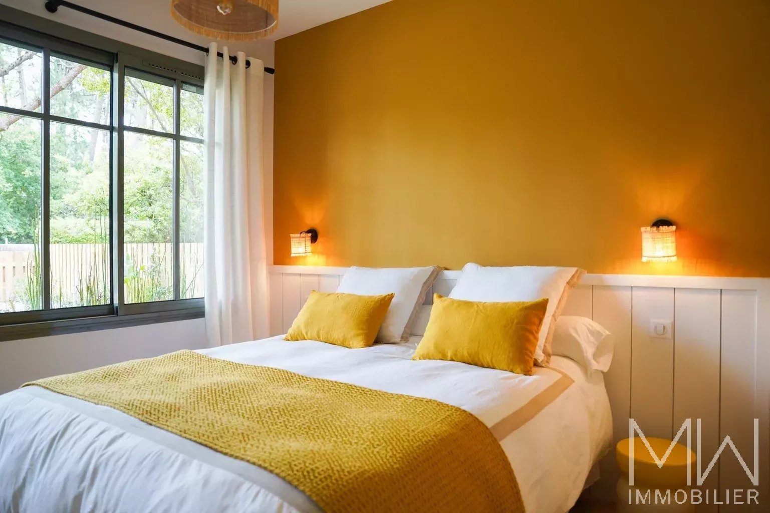 BEAUTIFUL HOUSE WITH POOL – PETIT PIQUEY – SLEEPS 12