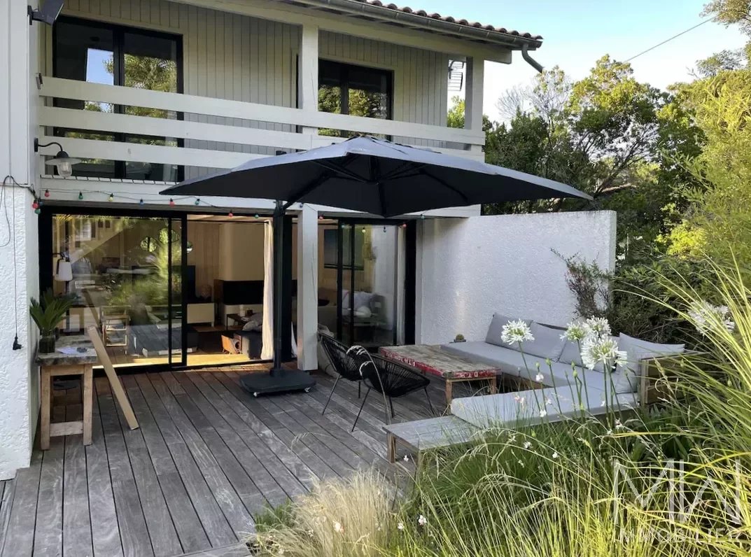 CHARMING, PEACEFUL VILLA – L’HERBE -SLEEPS 8