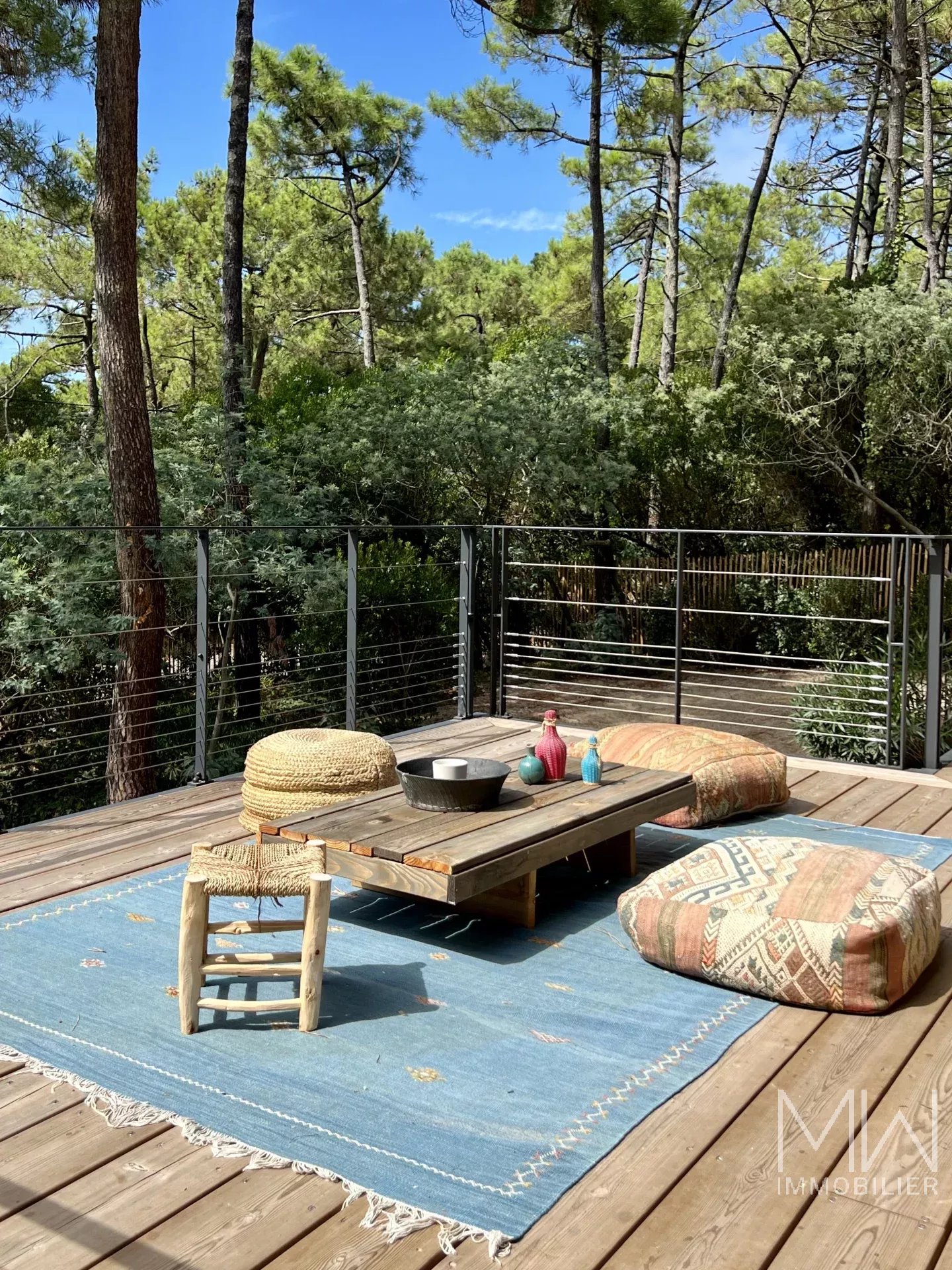 BEAUTIFUL WOODEN VILLA IN THE HEART OF CAP FERRET – SLEEPS 14