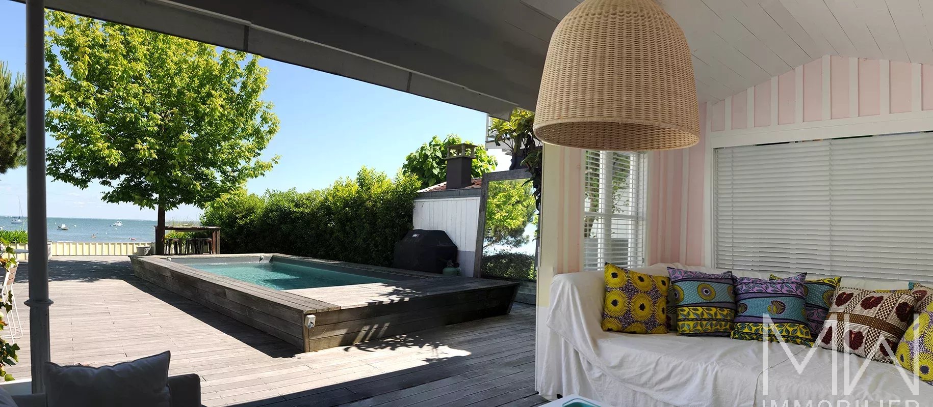 WATERFRONT VILLA – VILLAGE DES JACQUETS – SLEEPS 16