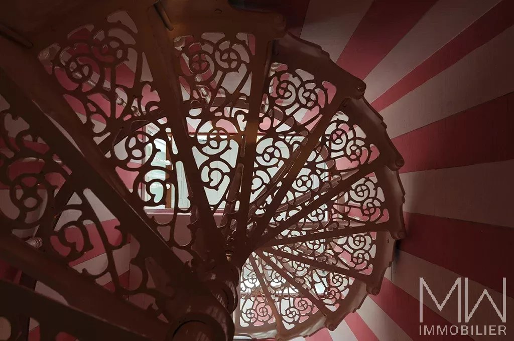 WATERFRONT VILLA – VILLAGE DES JACQUETS – SLEEPS 16