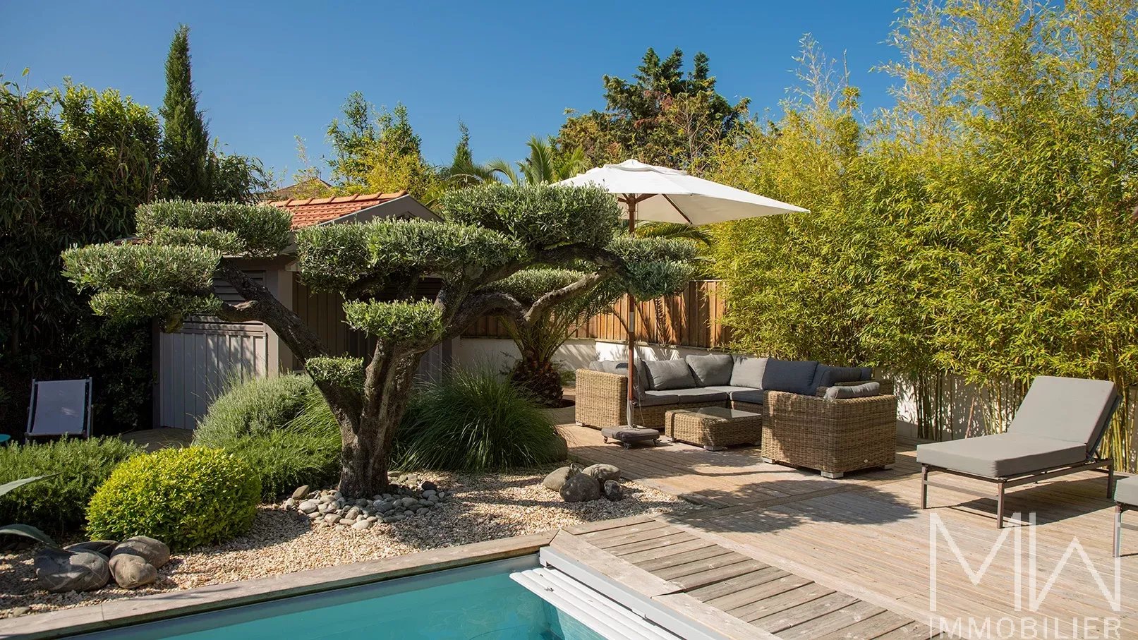 LUXURY VILLA IN THE CENTER OF CAP FERRET – SLEEPS 10