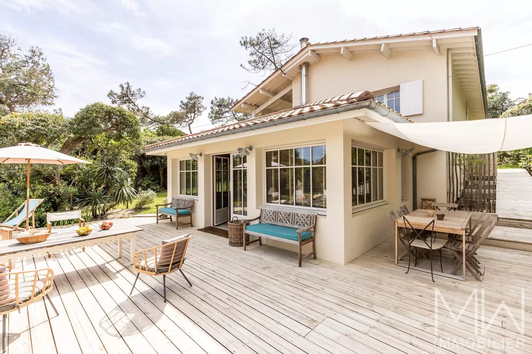 CHARMING VILLA AT THE FOOT OF THE DUNES – SLEEPS 8