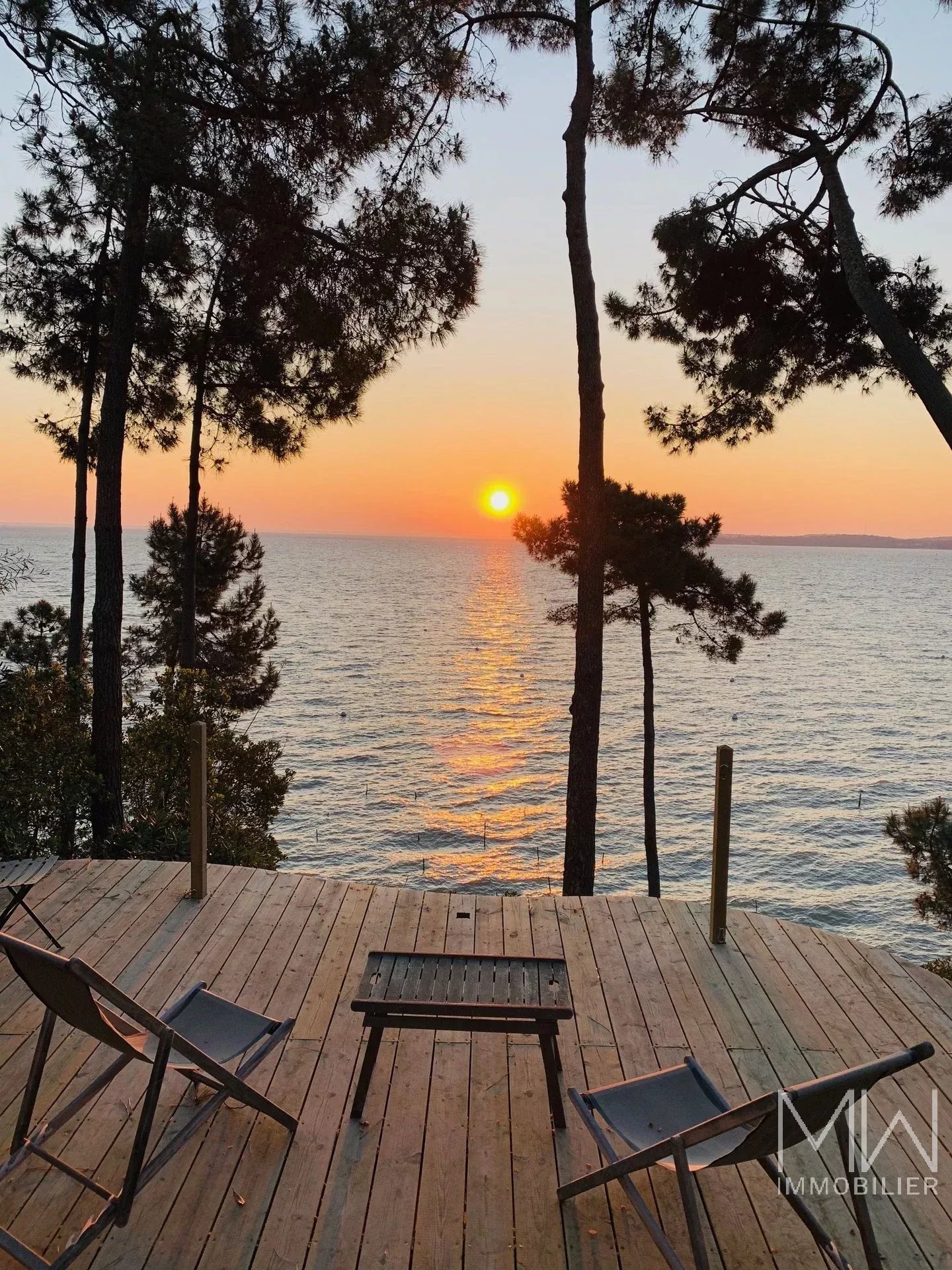 LUXURY VILLA FRONT BEACH – LA VIGNE – SLEEPS 8