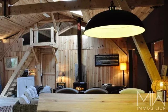 PRETTY WOODEN VILLA ON THE EDGE OF THE 44 HECTARES AREA – CAP FERRET – SLEEPS 10