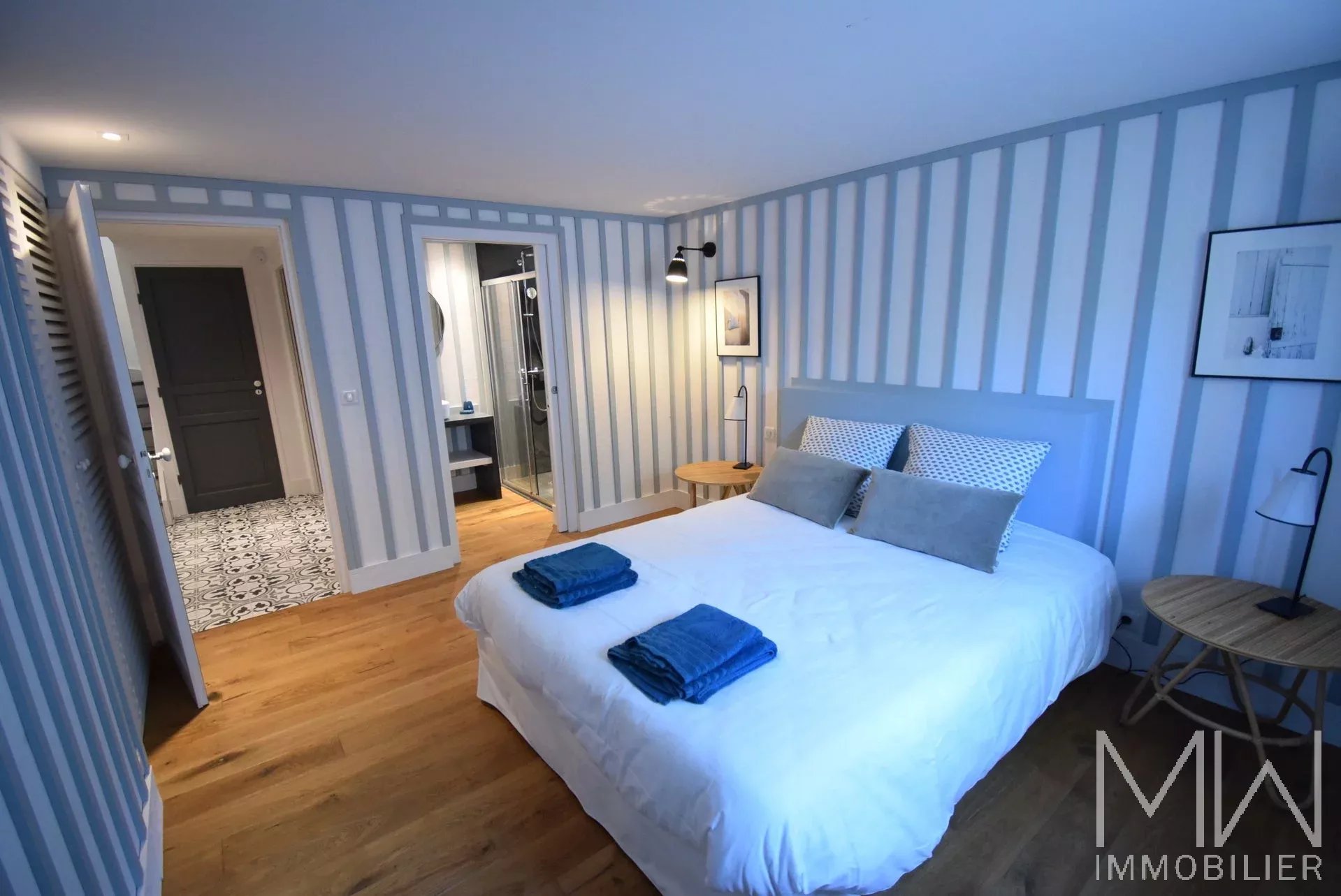 PRETTY WOODEN VILLA IN THE HEART OF CAP FERRET – SLEEPS 8