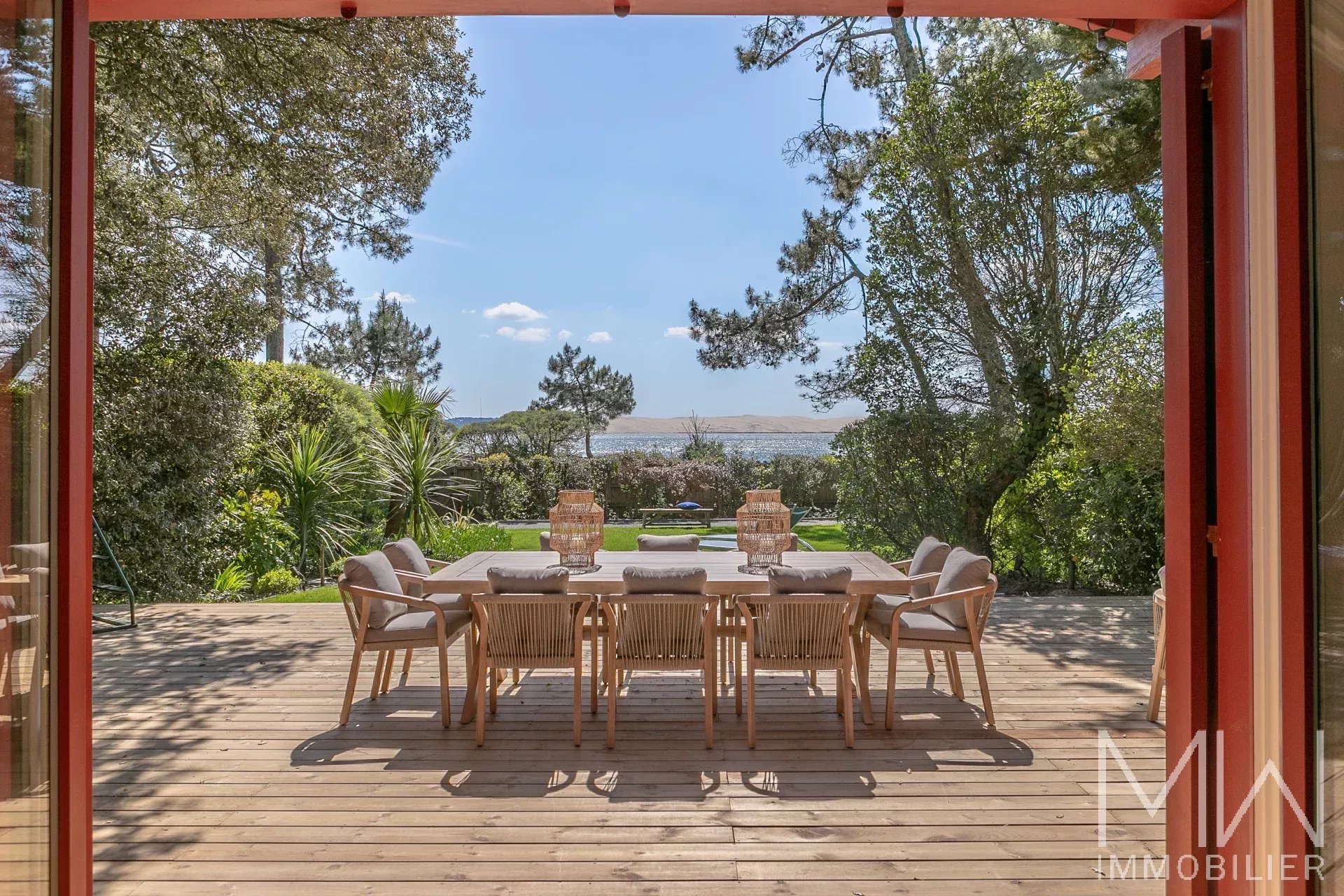 CHARMING VILLA ON THE 1ST LINE – 44HA AREA – CAP FERRET – SLEEPS 8