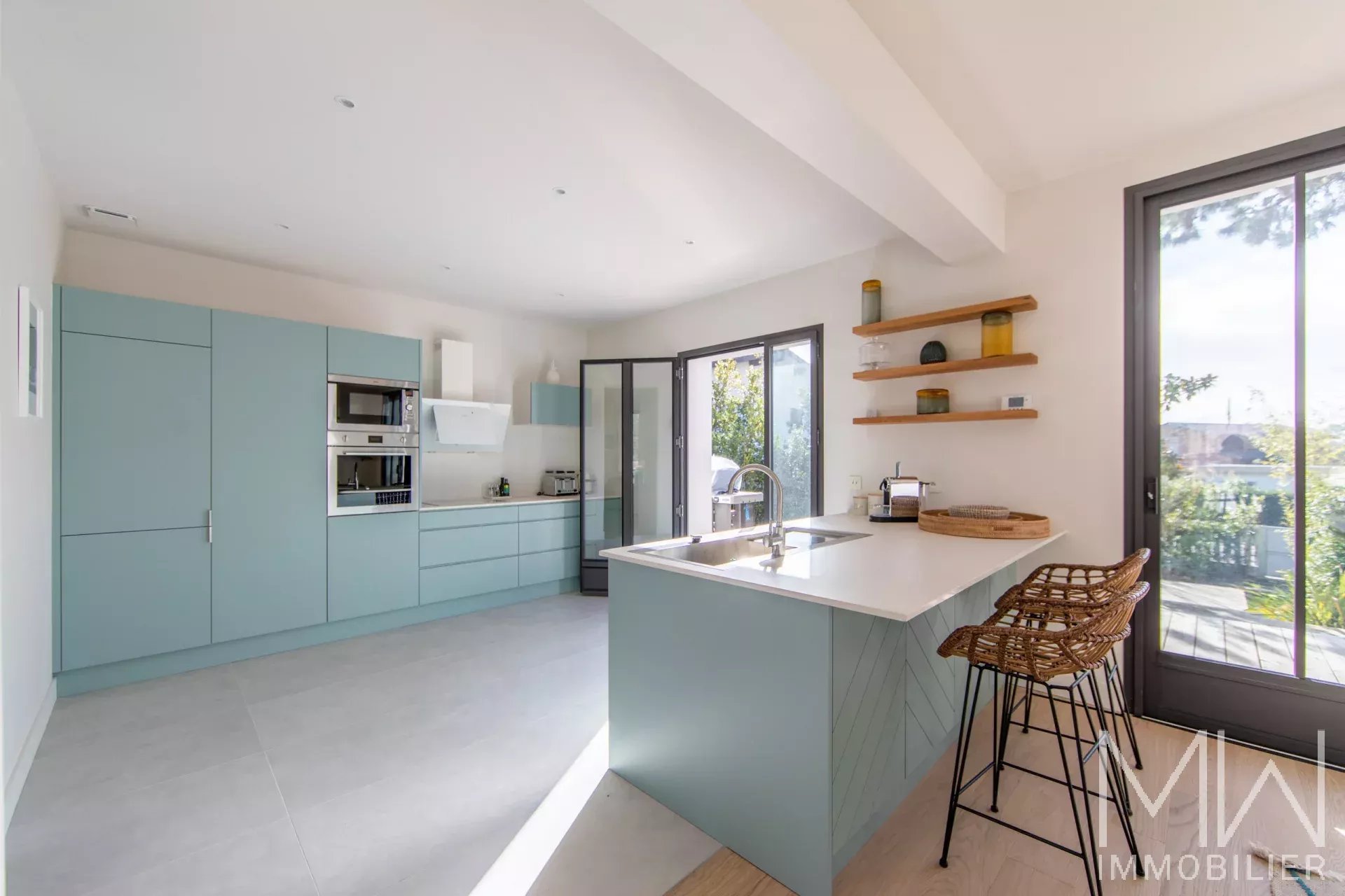 VILLA WITH POOL IN THE HEART OF CAP FERRET – SLEEPS 10