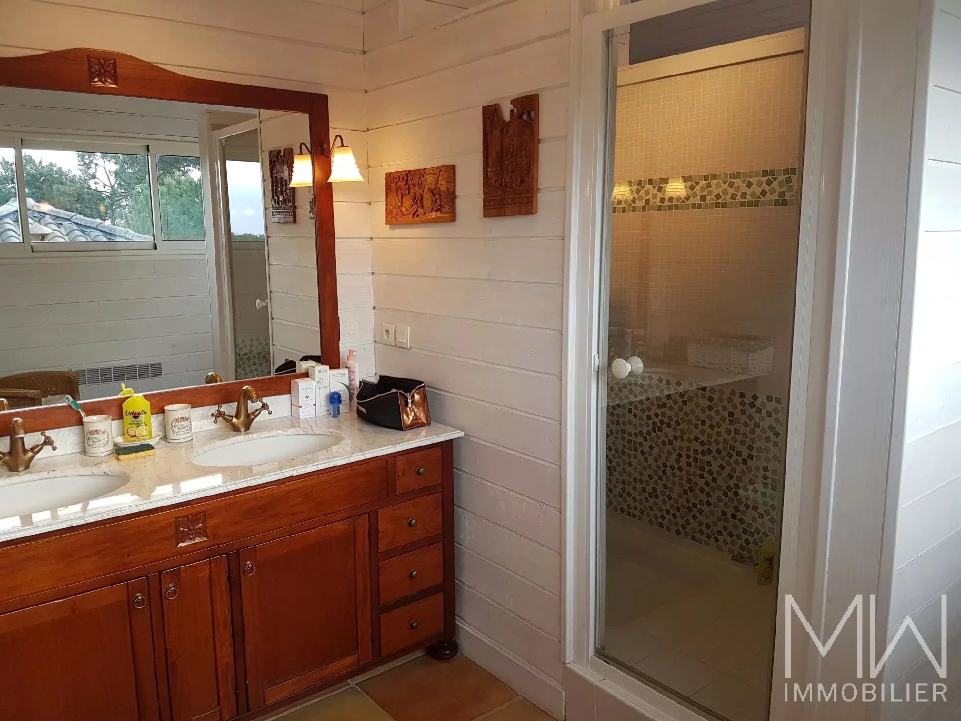 LOCATION DE VACANCES AVEC PISCINE – LE CANON – 9 COUCHAGES